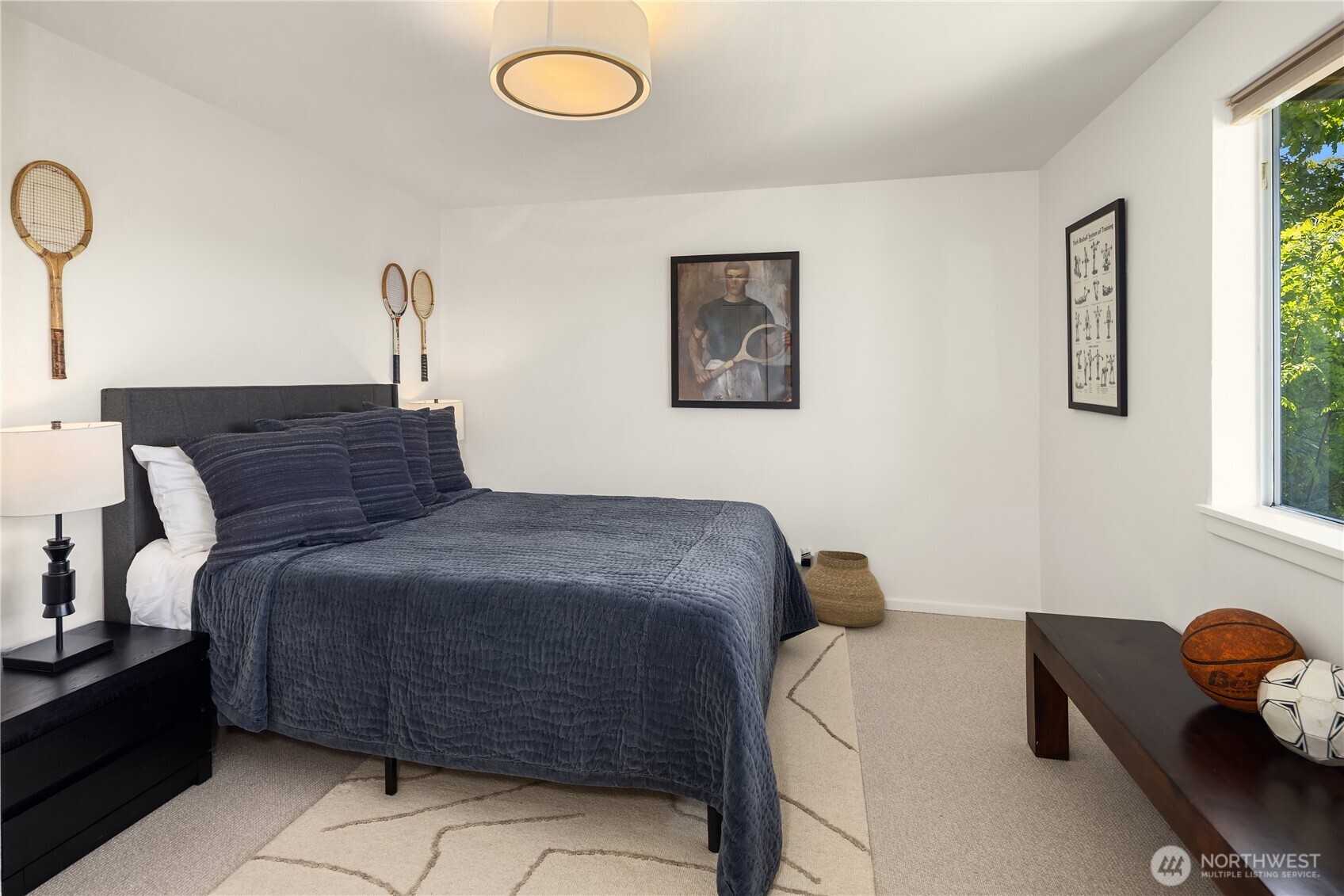 2601 13th Avenue W, Seattle, WA 98119