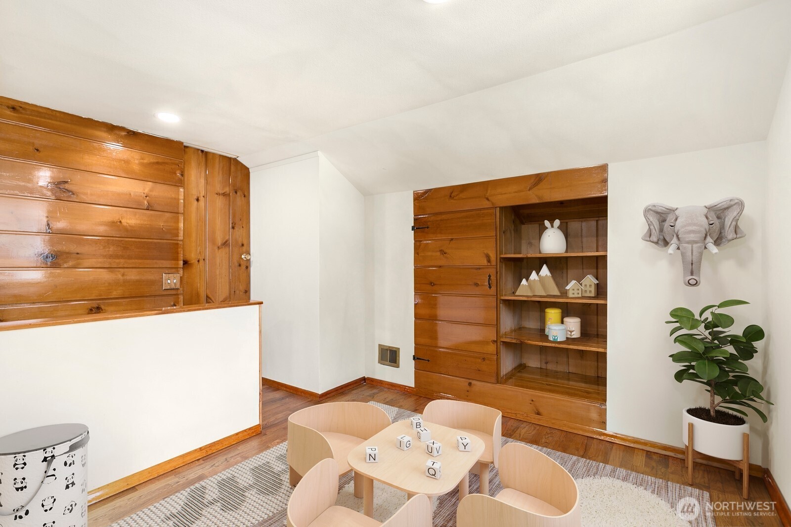12438 9th Avenue S, Seattle, WA 98168