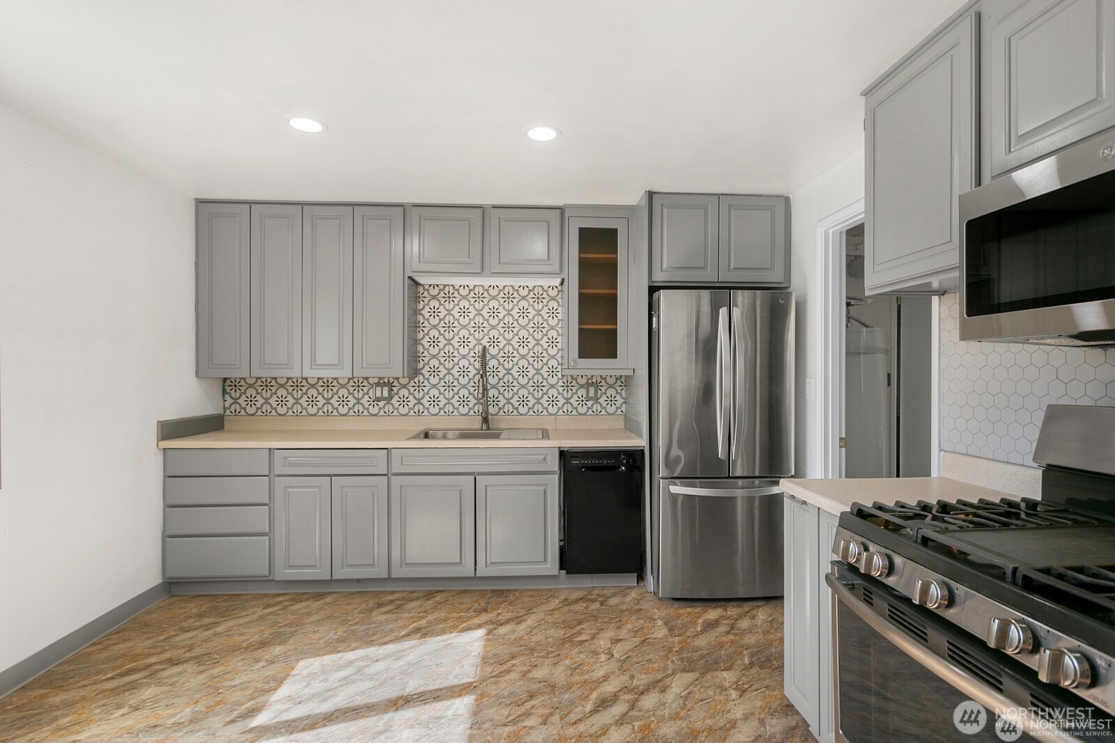 12438 9th Avenue S, Seattle, WA 98168