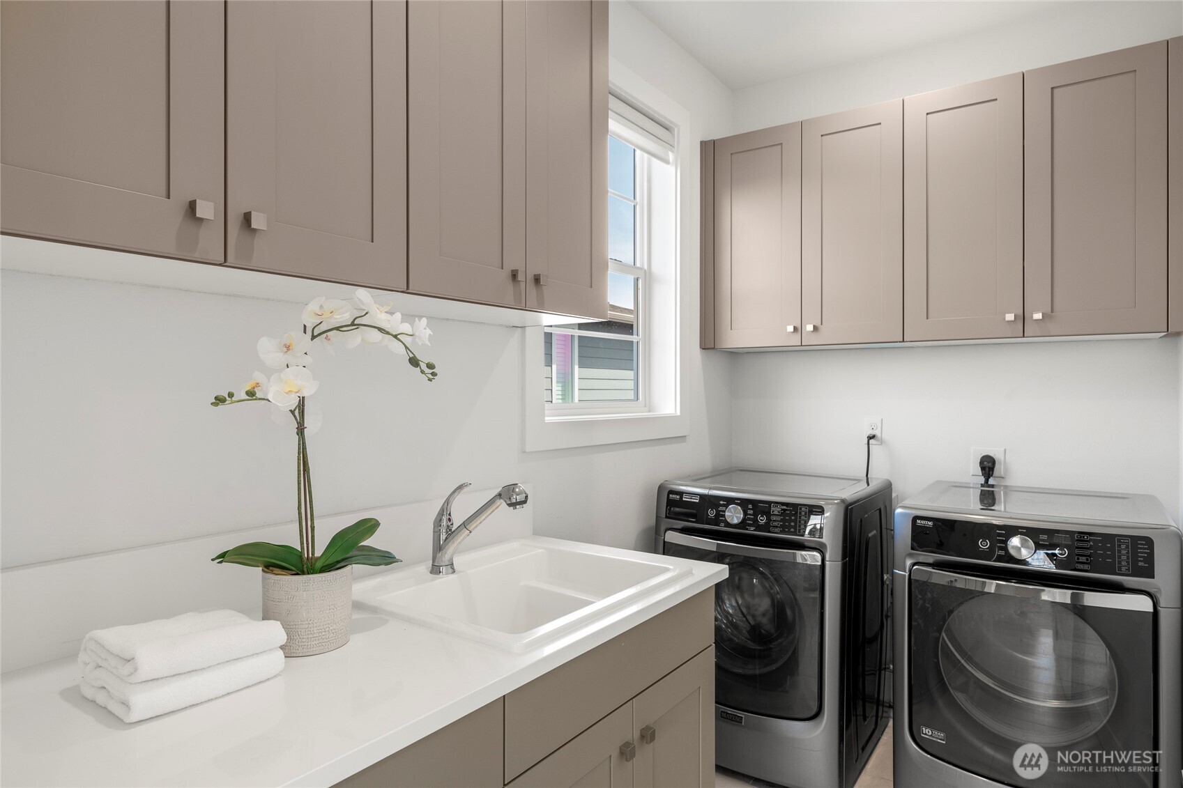 12140 173rd Place NE, Redmond, WA 98052
