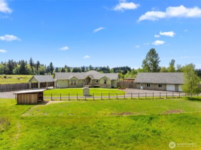 15617 148th Avenue SE, Yelm, WA 98597 - Photo 2