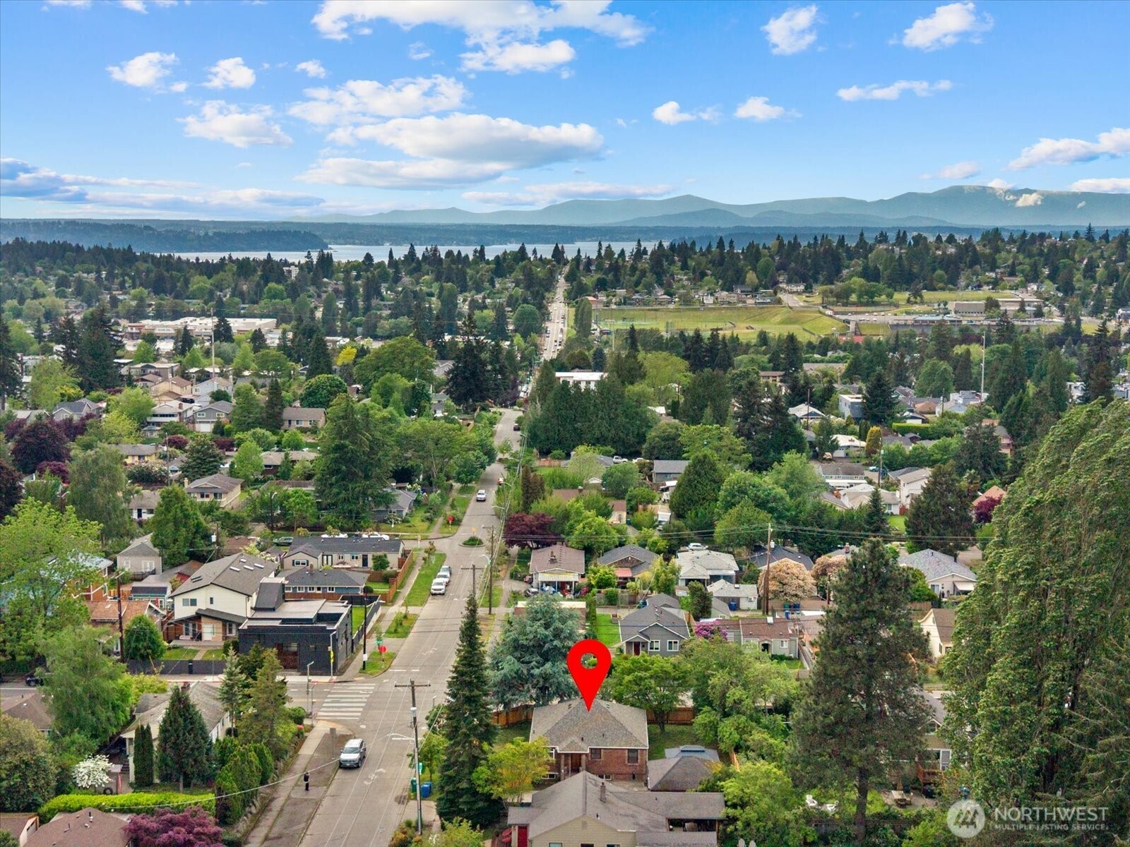 8724 16th Avenue SW, Seattle, WA 98106
