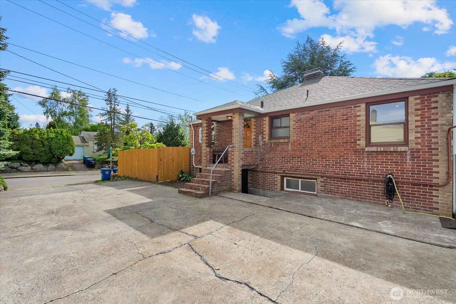 8724 16th Avenue SW, Seattle, WA 98106