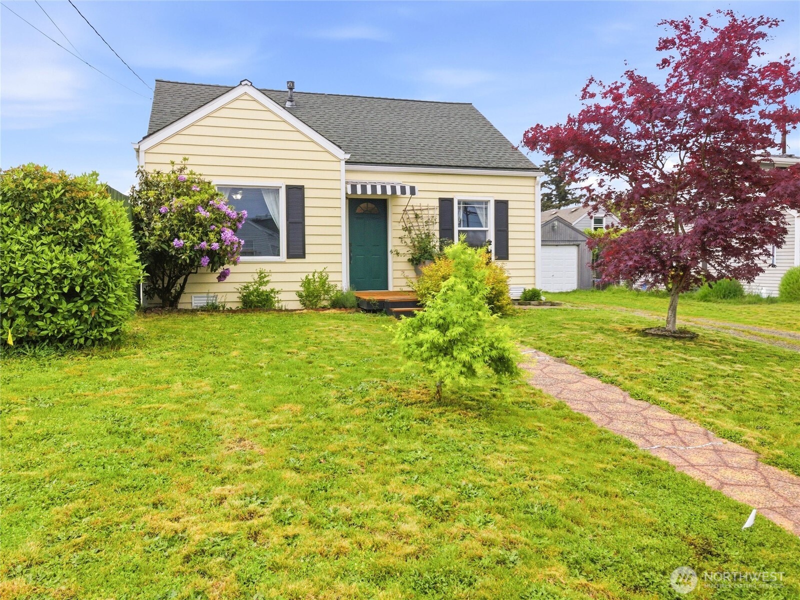 219 South Lane , Tacoma, WA 98404