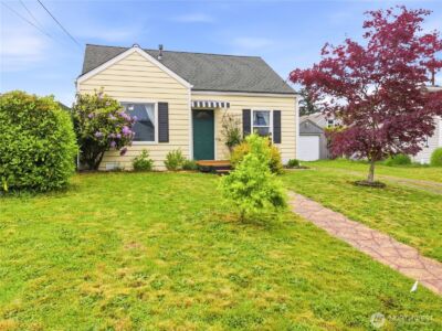 219 South Lane , Tacoma, WA 98404