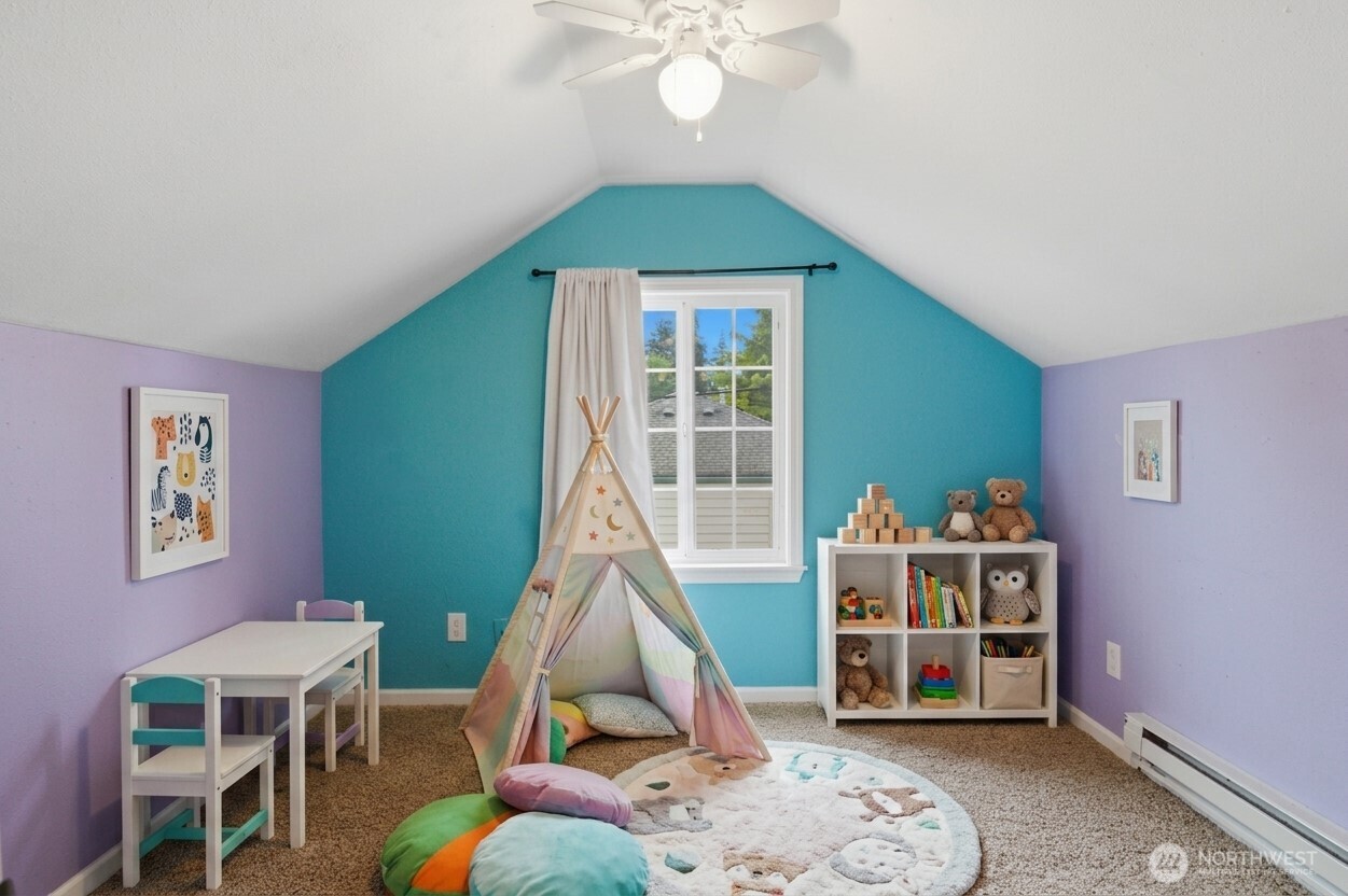 219 South Lane , Tacoma, WA 98404