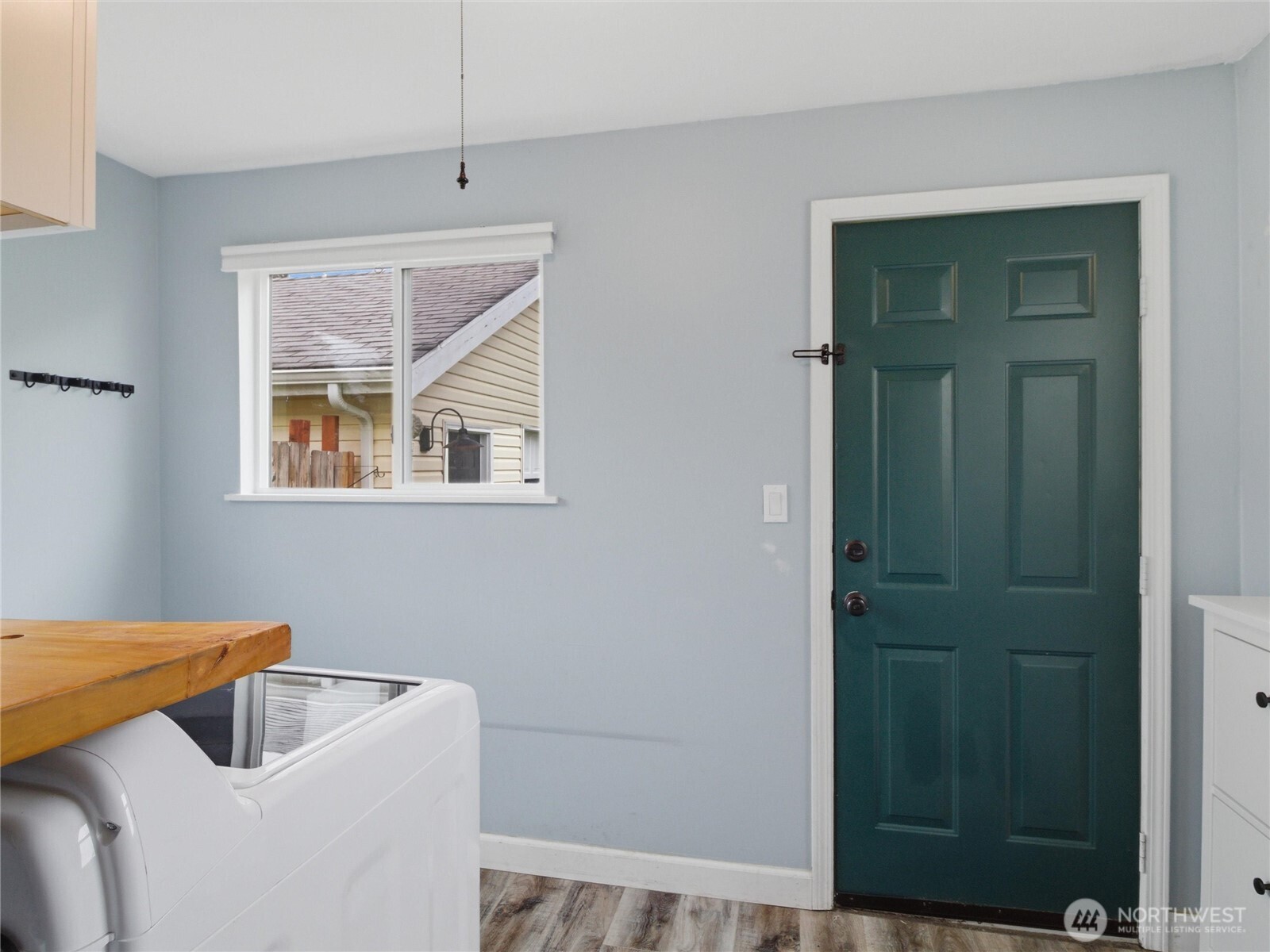 219 South Lane , Tacoma, WA 98404