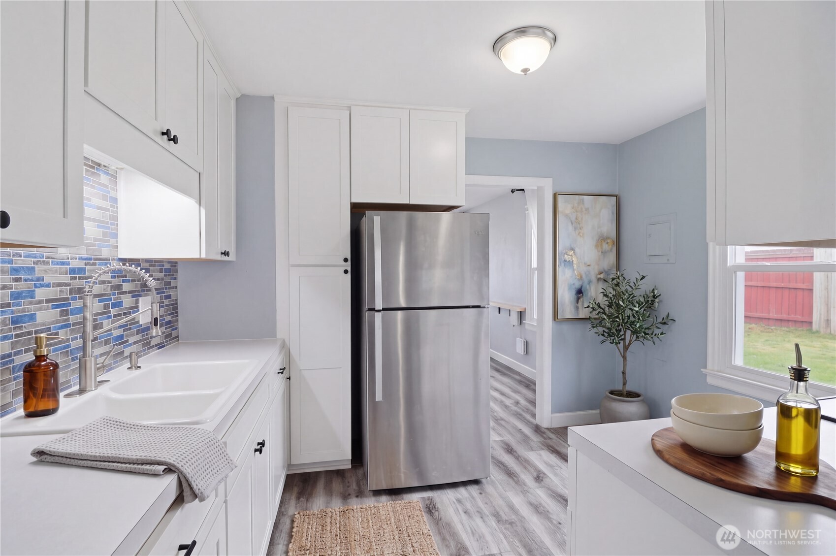 219 South Lane , Tacoma, WA 98404
