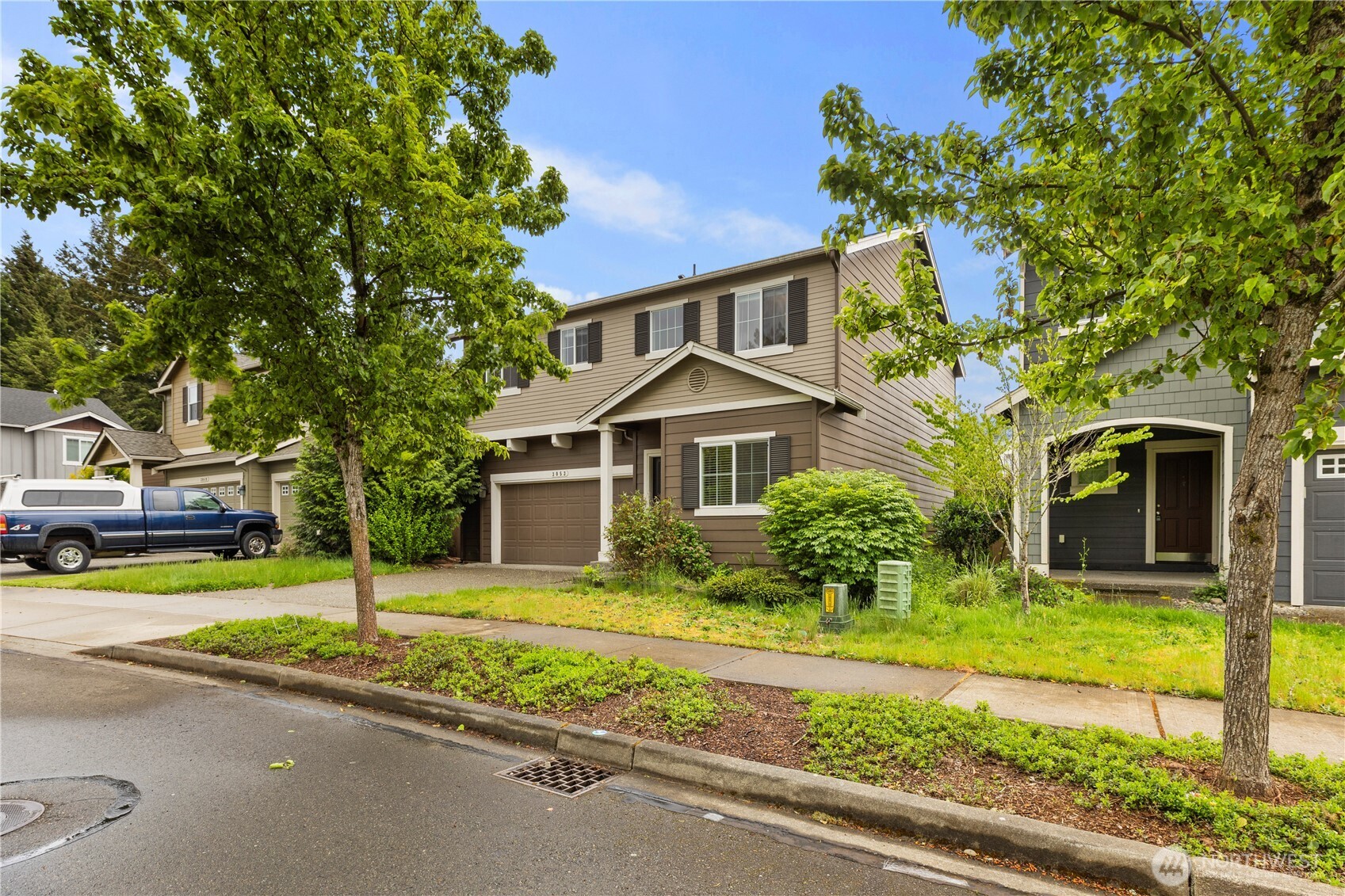 3053 EAGLE Loop NE, Lacey, WA 98516