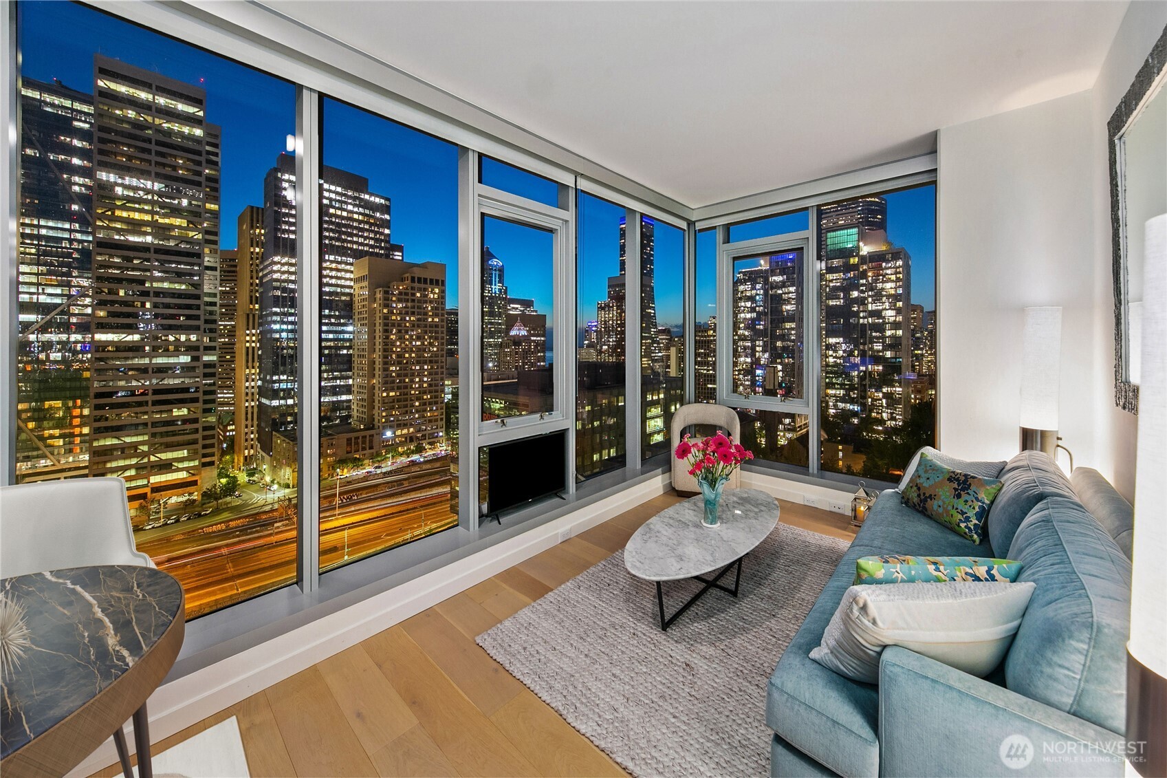 800 Columbia Street #1801, Seattle, WA 98104