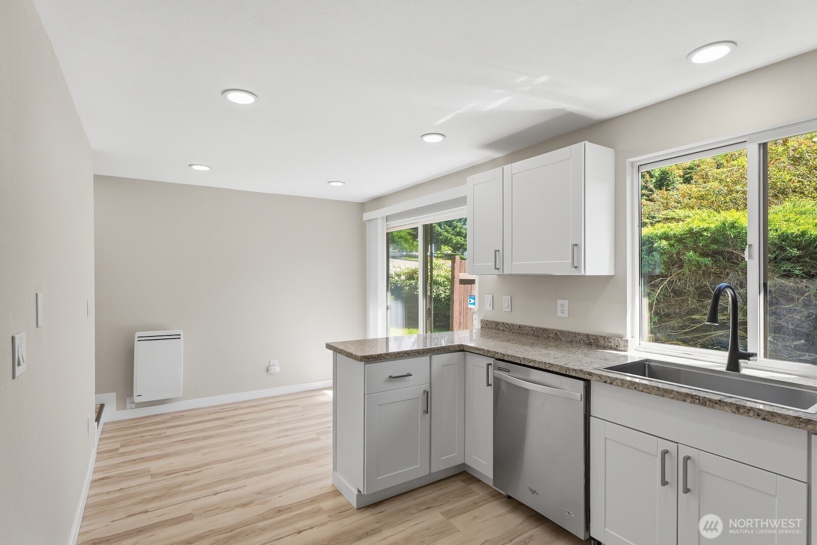 5311 188th Street SW #C-10, Lynnwood, WA 98037