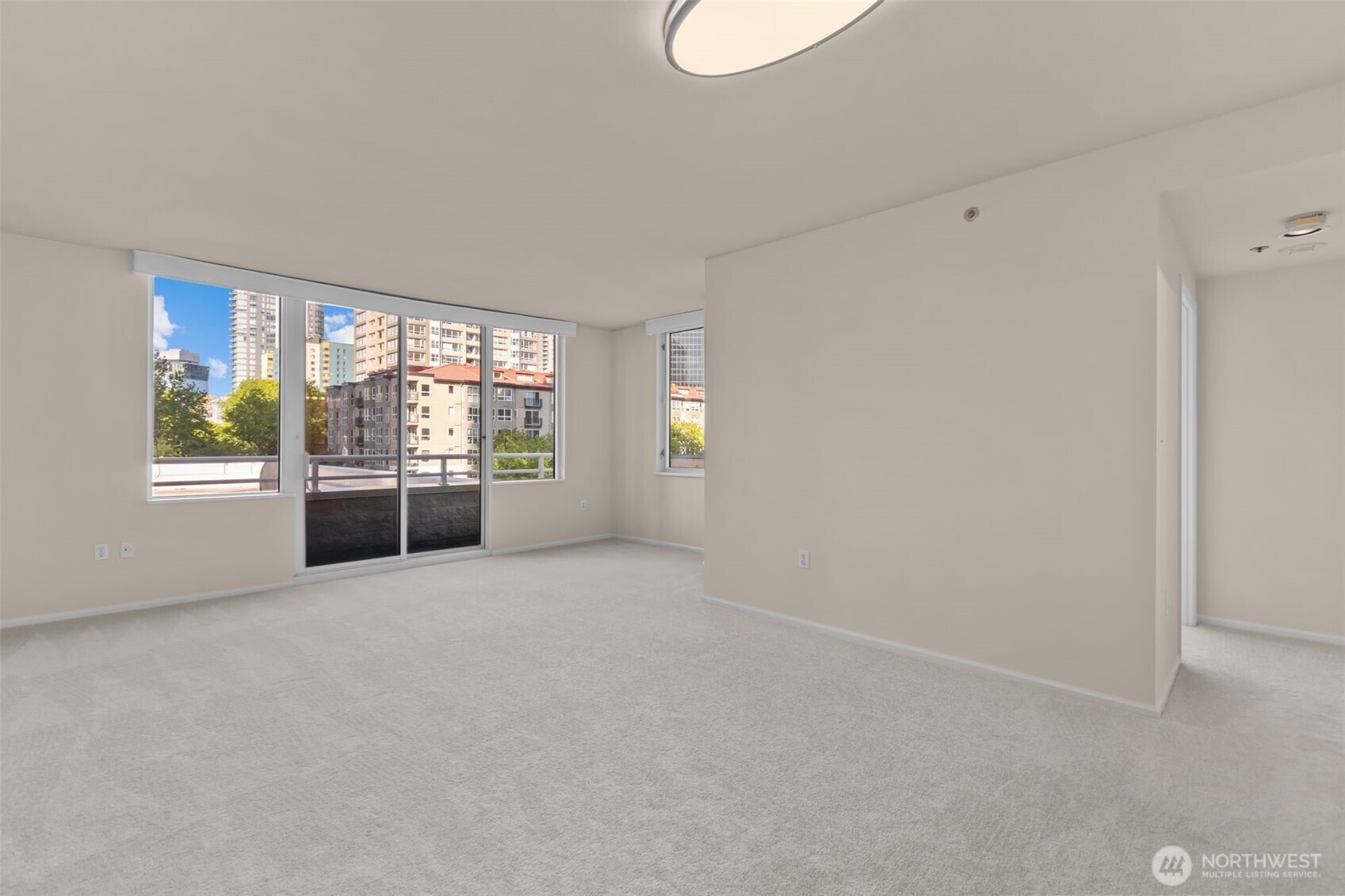 2600 2nd Avenue #503, Seattle, WA 98121