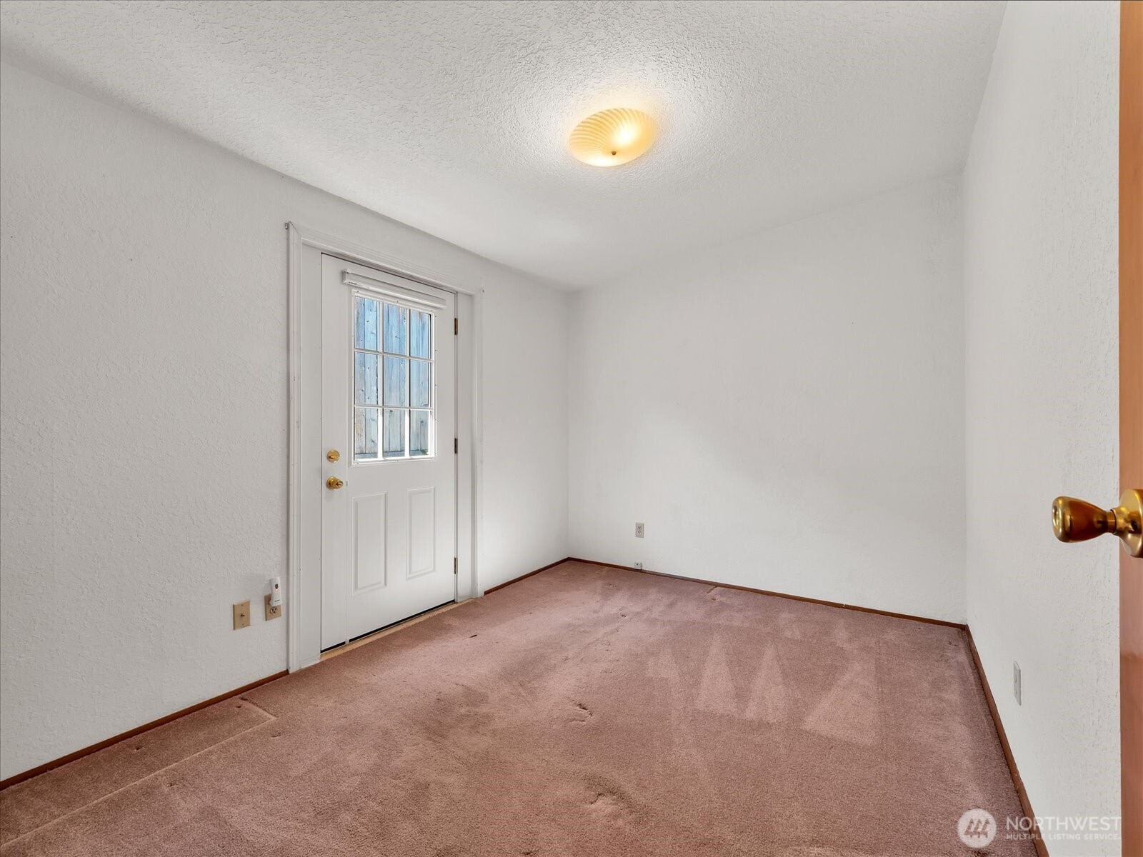 17235 119th Avenue NE, Bothell, WA 98011