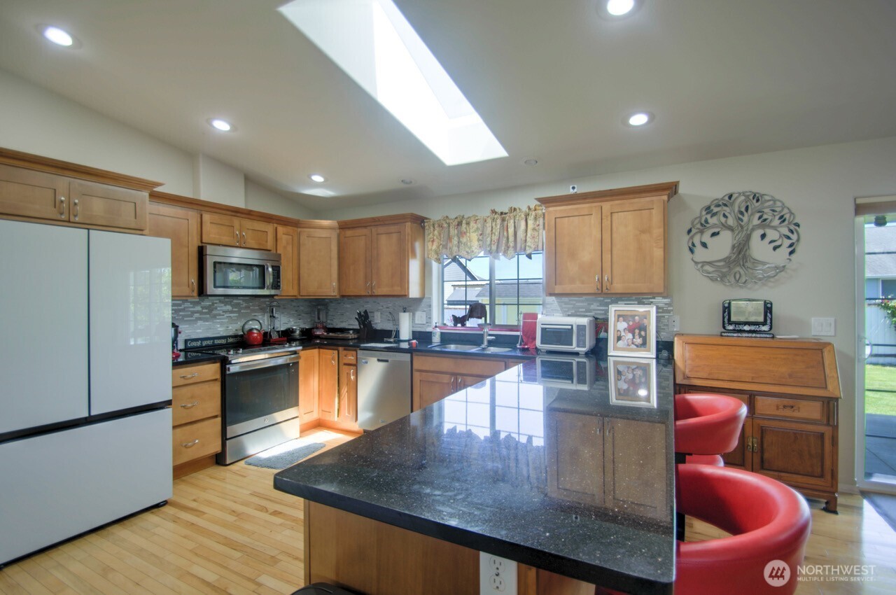 230 Meadow Loop , Montesano, WA 98563