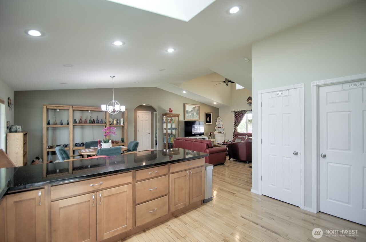 230 Meadow Loop , Montesano, WA 98563