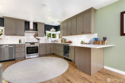 1909 Division Street NW, Olympia, WA 98502 - Photo 11
