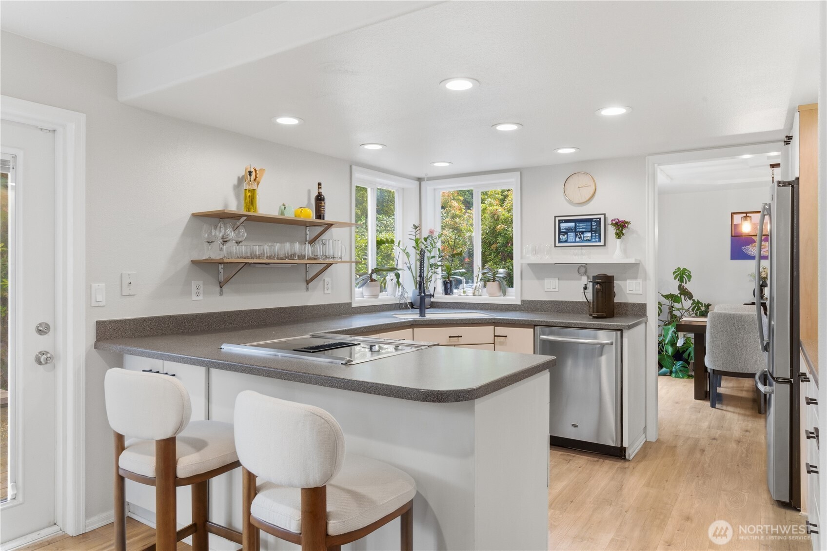 209 Casey Court , Steilacoom, WA 98388