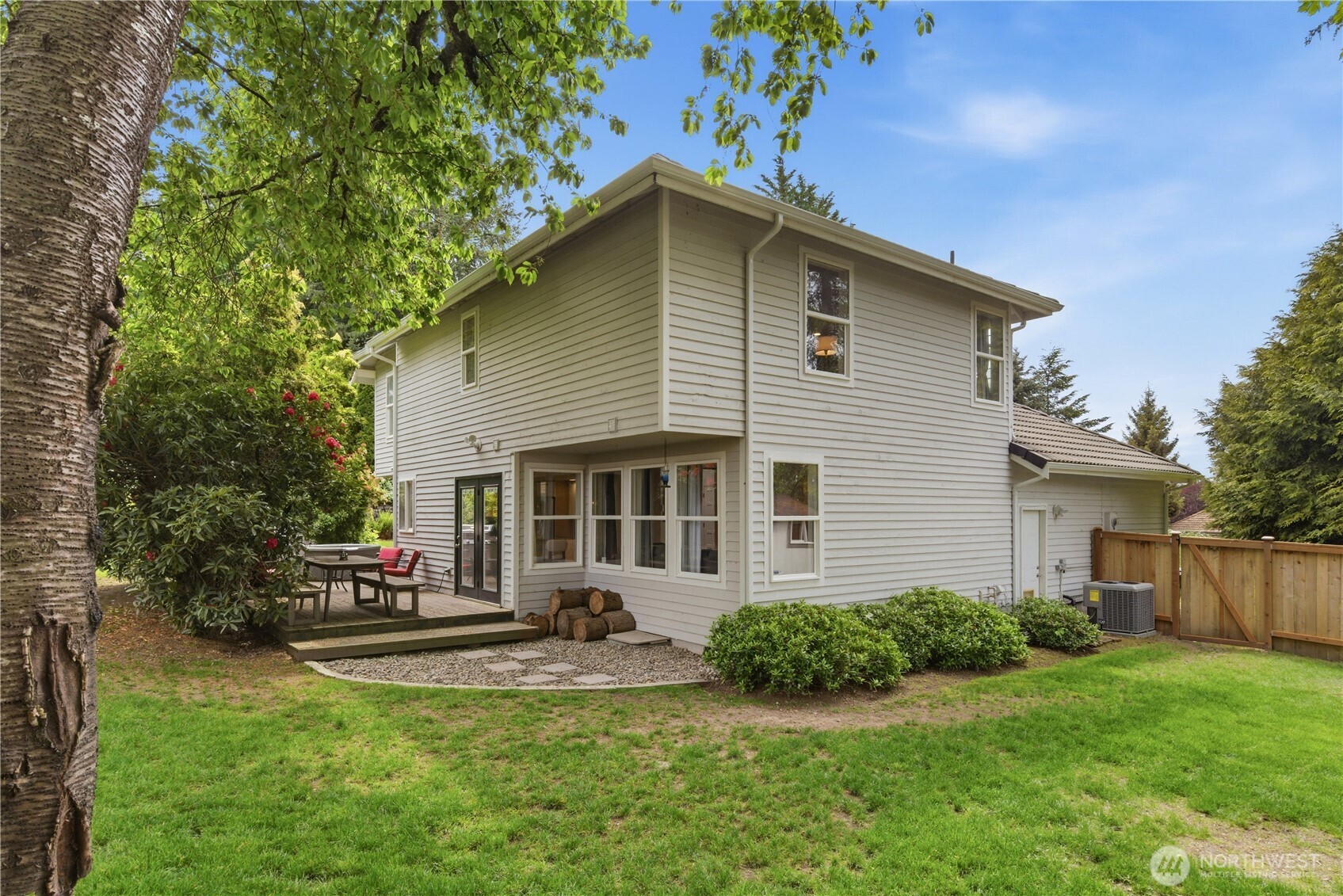 209 Casey Court , Steilacoom, WA 98388