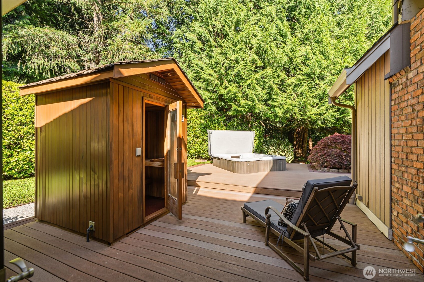 14350 172nd Avenue NE, Redmond, WA 98052