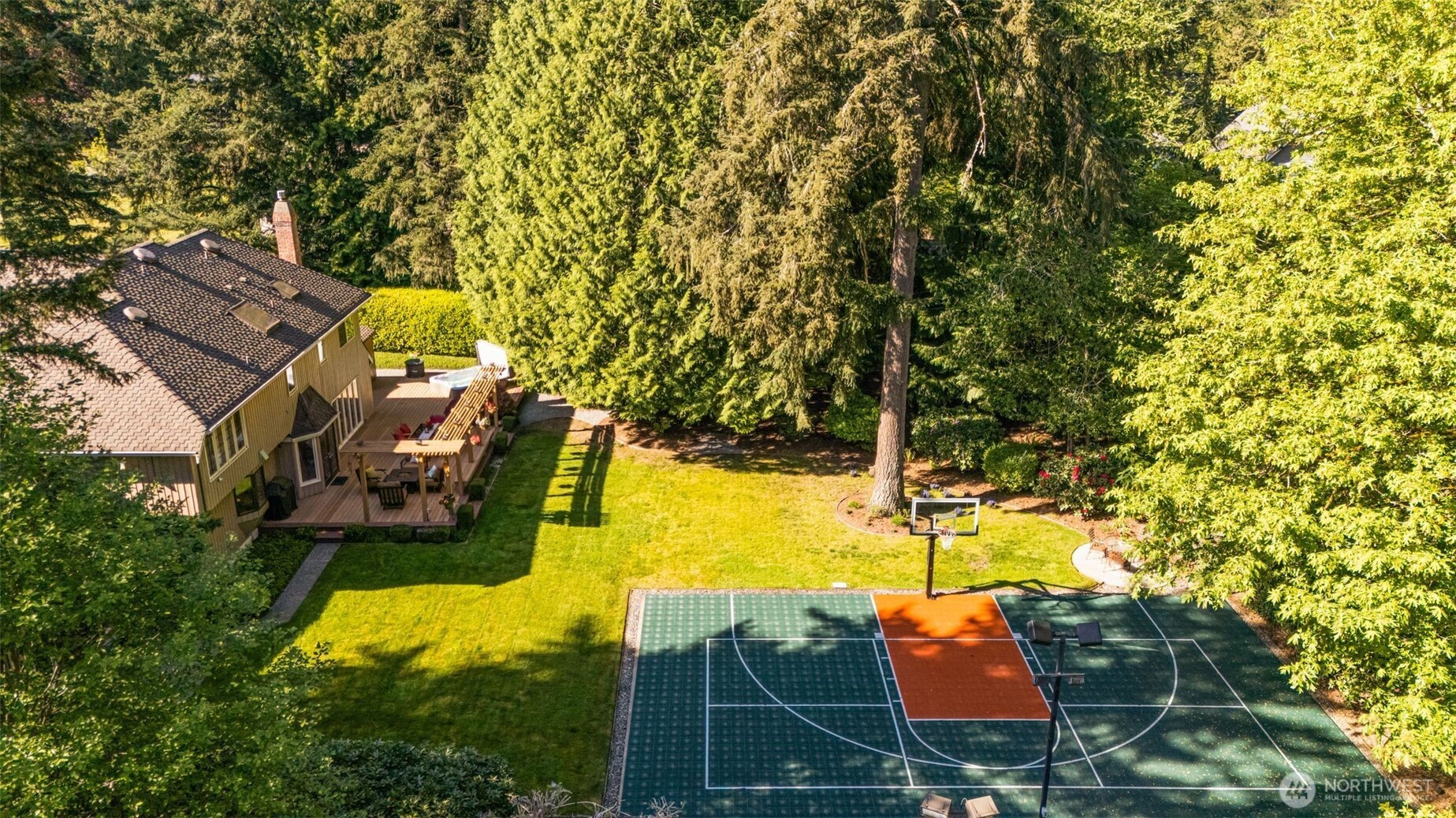 14350 172nd Avenue NE, Redmond, WA 98052