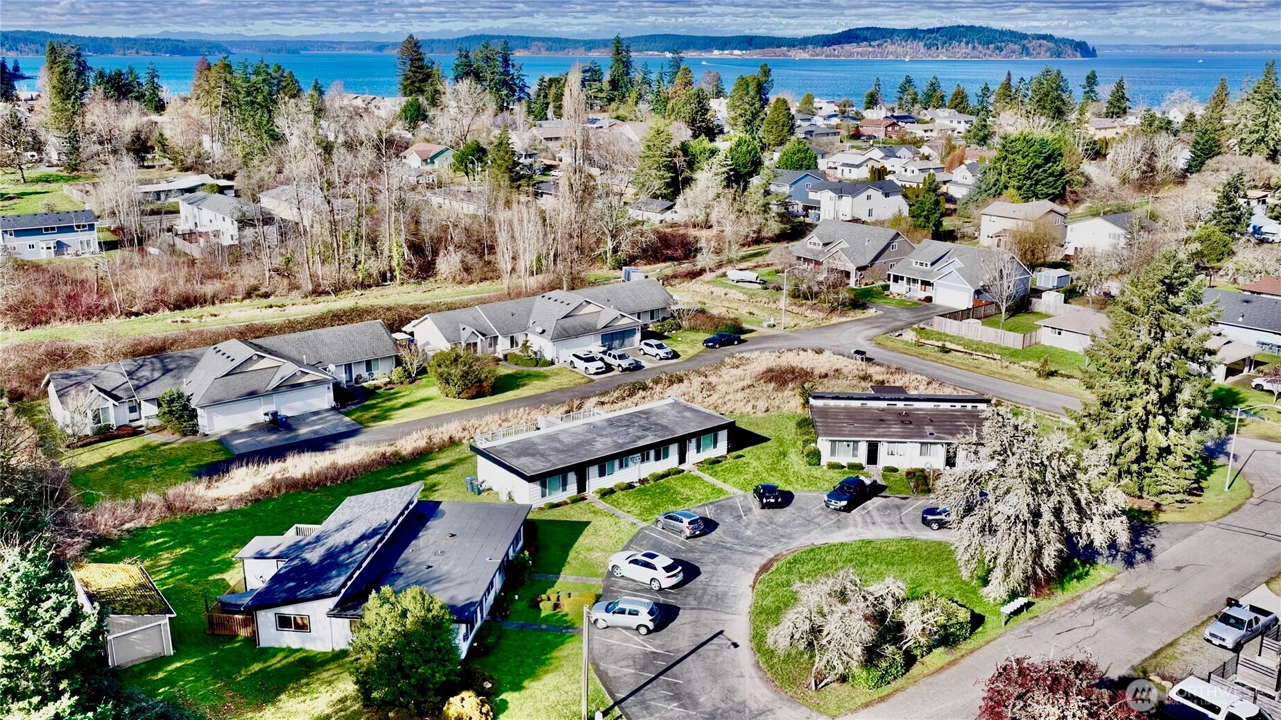 814 5th St , Steilacoom, WA 98388