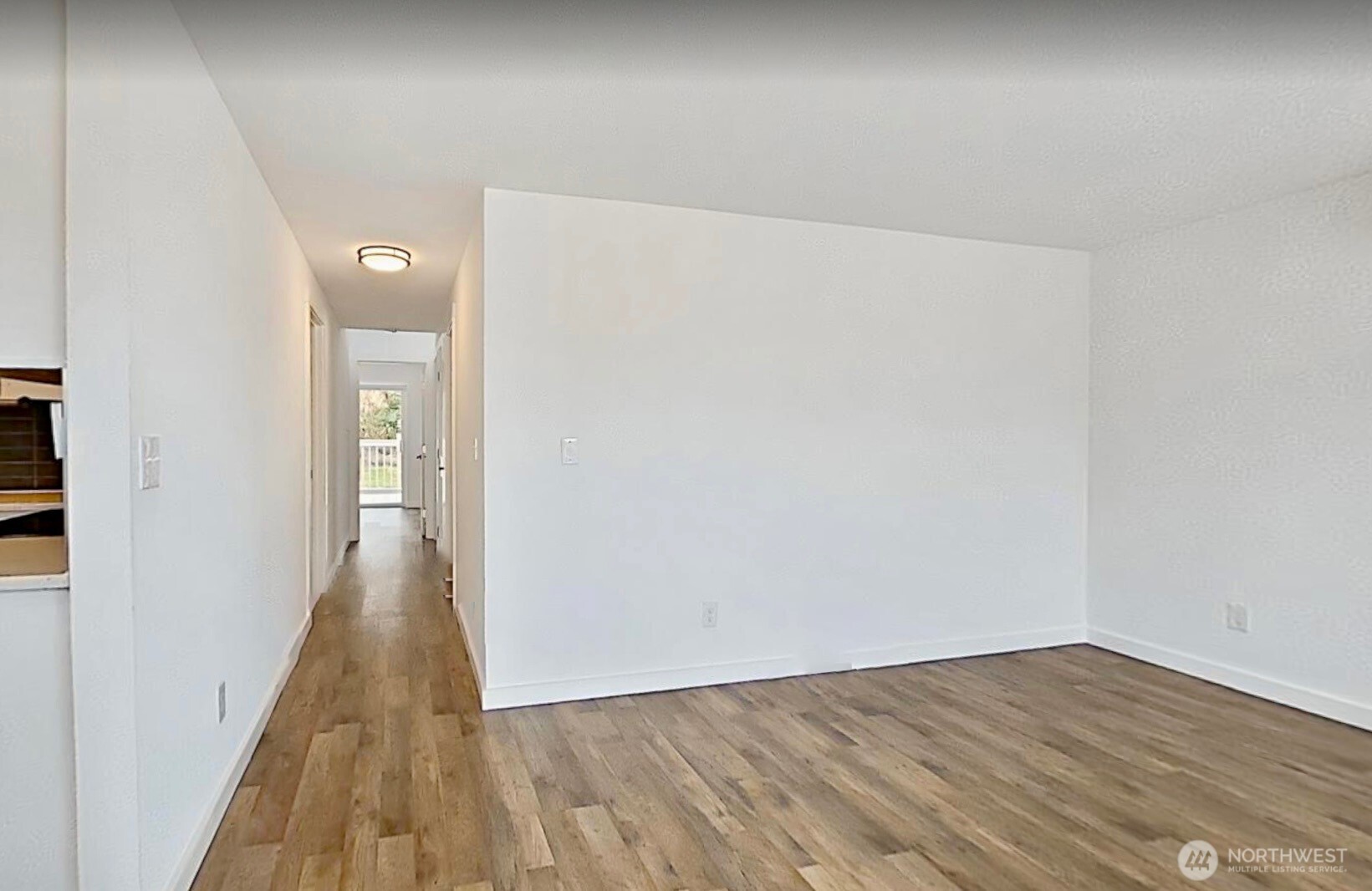 814 5th St , Steilacoom, WA 98388