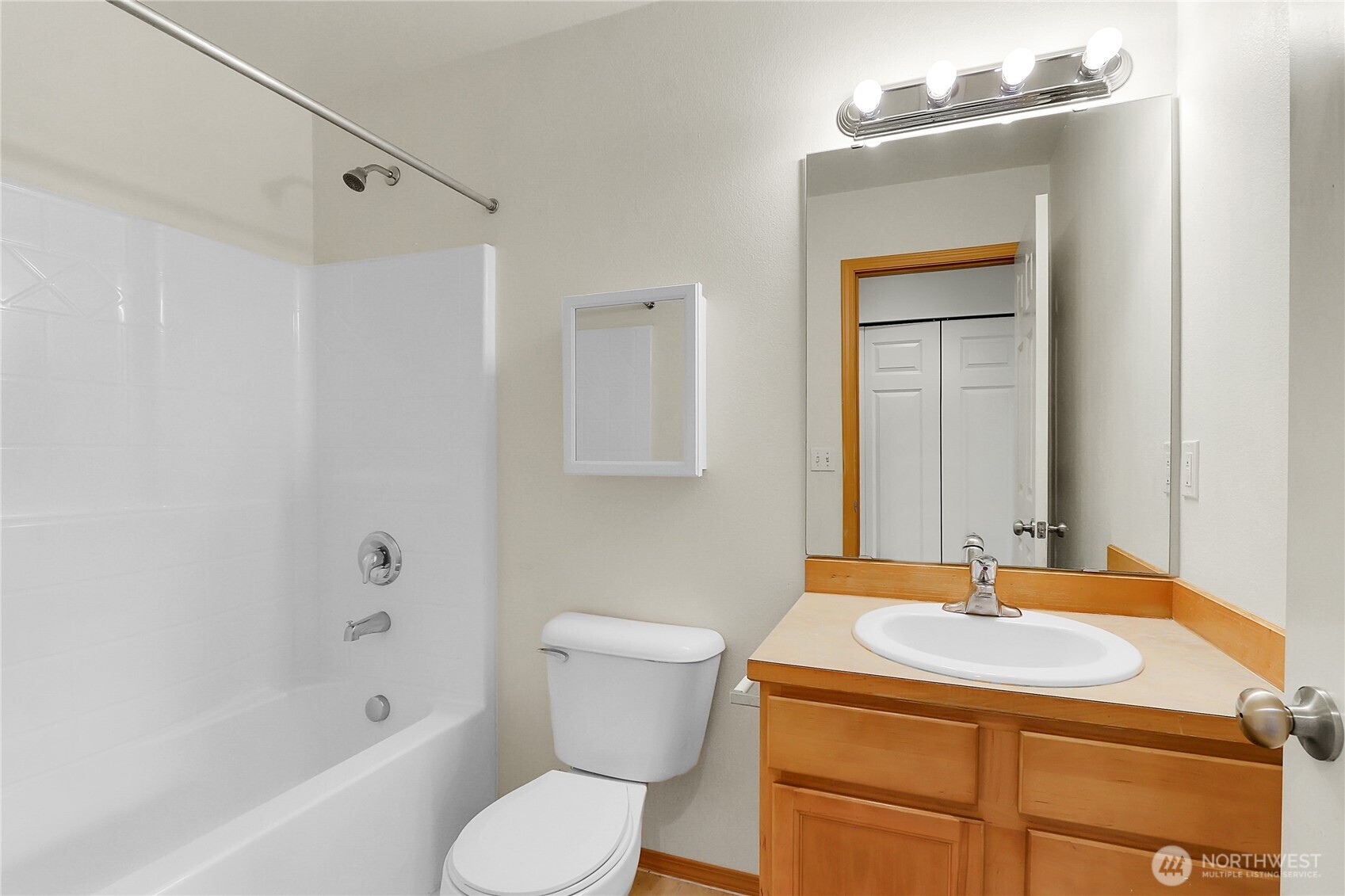 119 N Indiana Avenue , Granite Falls, WA 98252