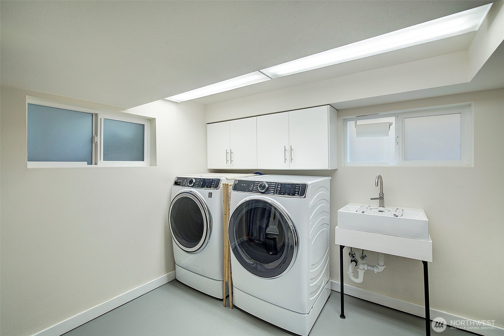 8451 35th Avenue SW, Seattle, WA 98126
