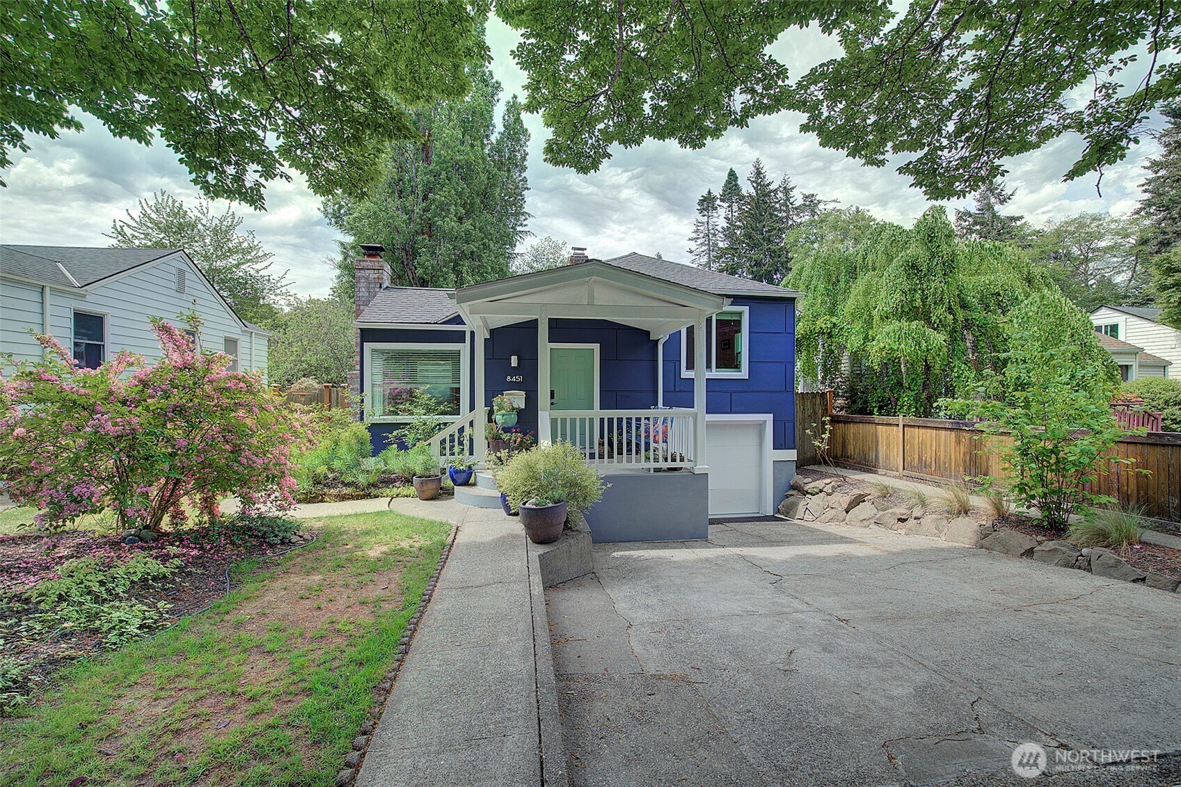 8451 35th Avenue SW, Seattle, WA 98126