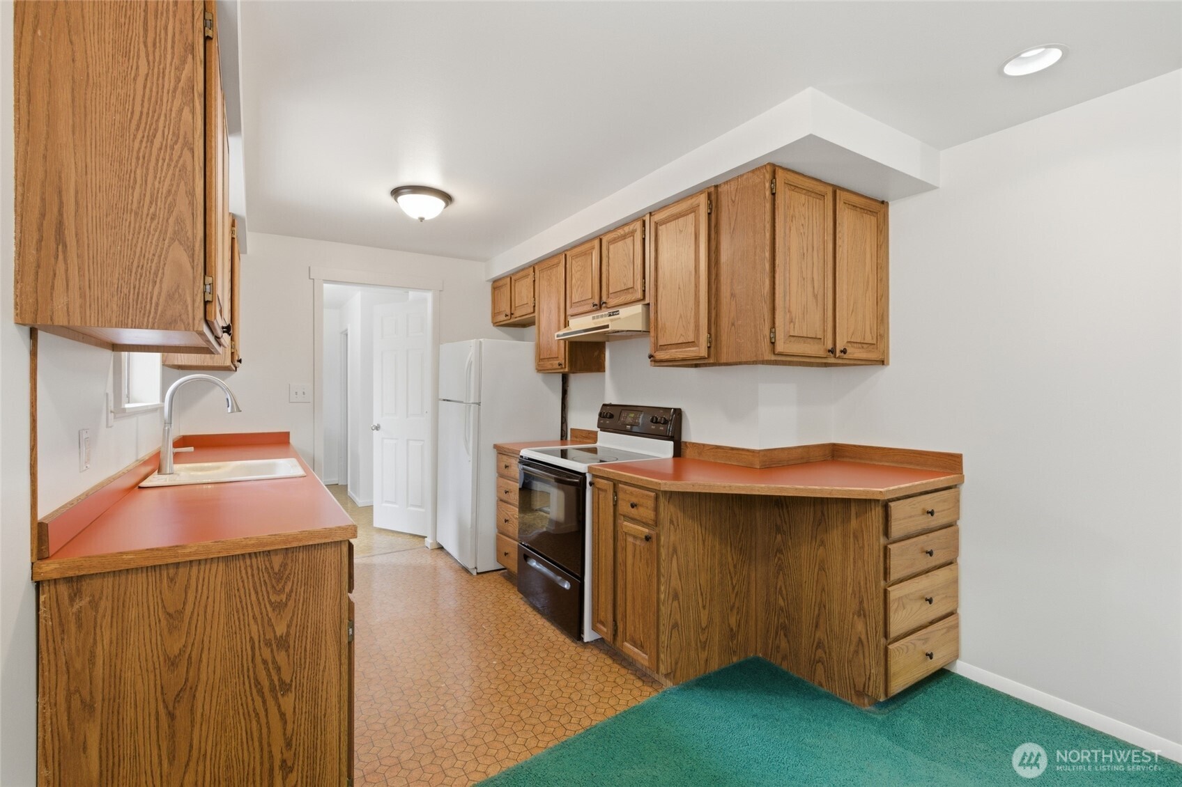 1013 NE 126th Street , Seattle, WA 98125
