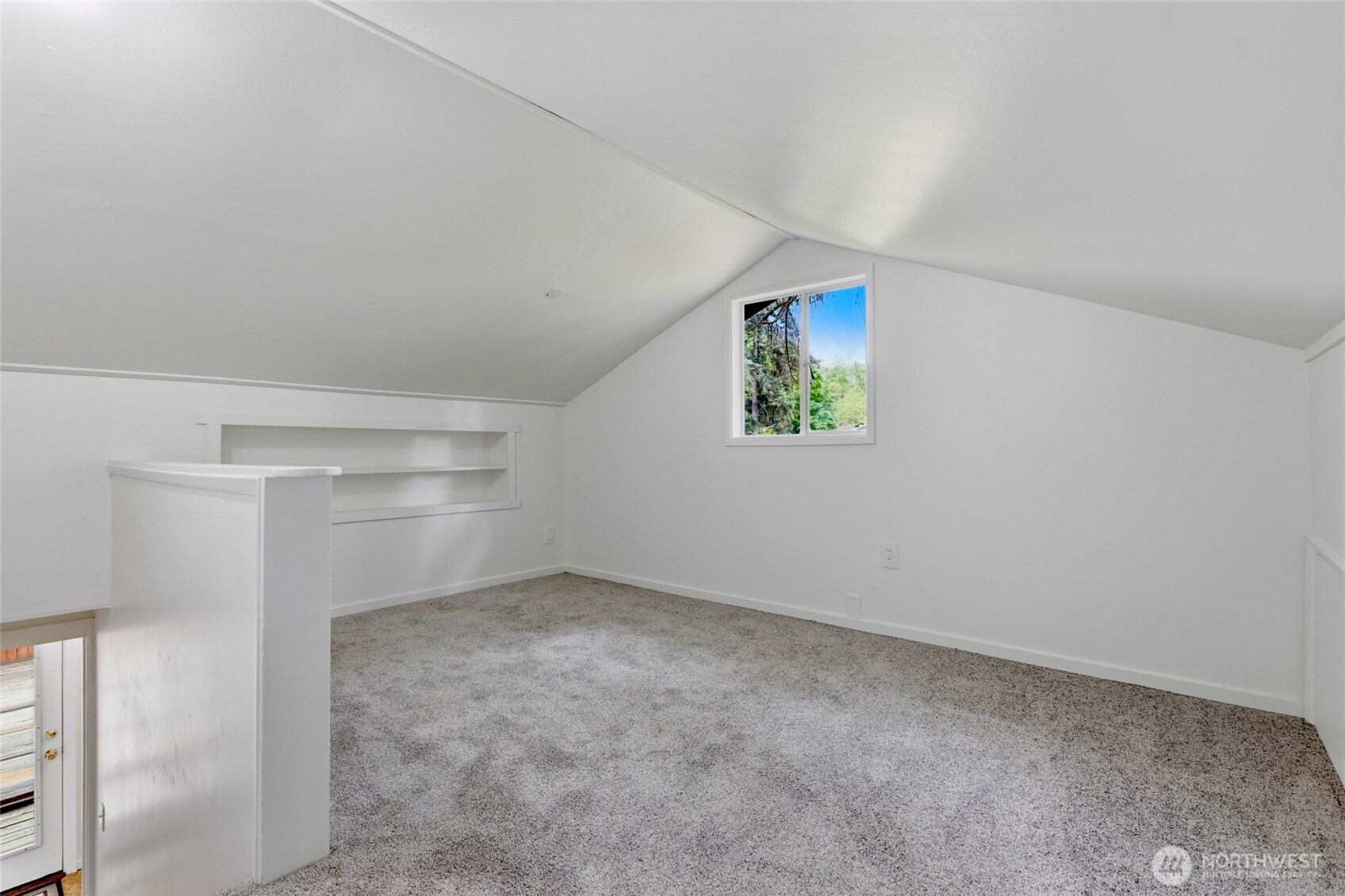 1013 NE 126th Street , Seattle, WA 98125