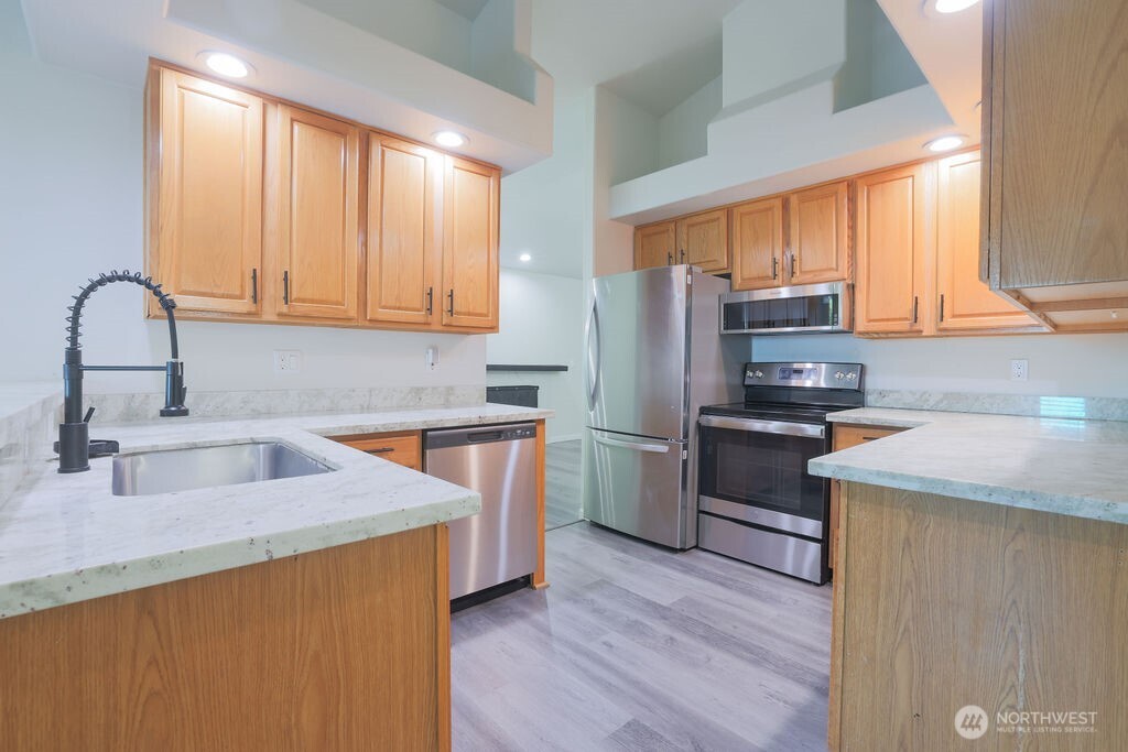 10720 Eustis Hunt Road E, Graham, WA 98338