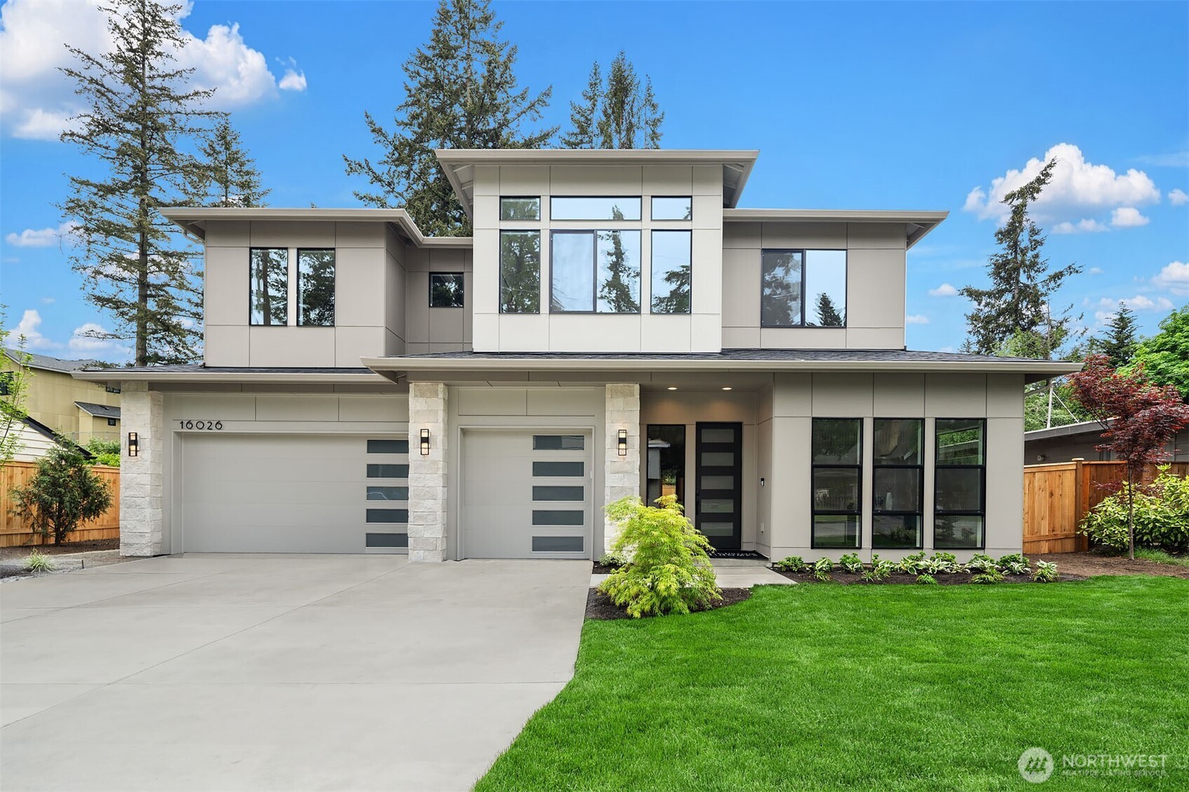 16026 Main Street , Bellevue, WA 98008