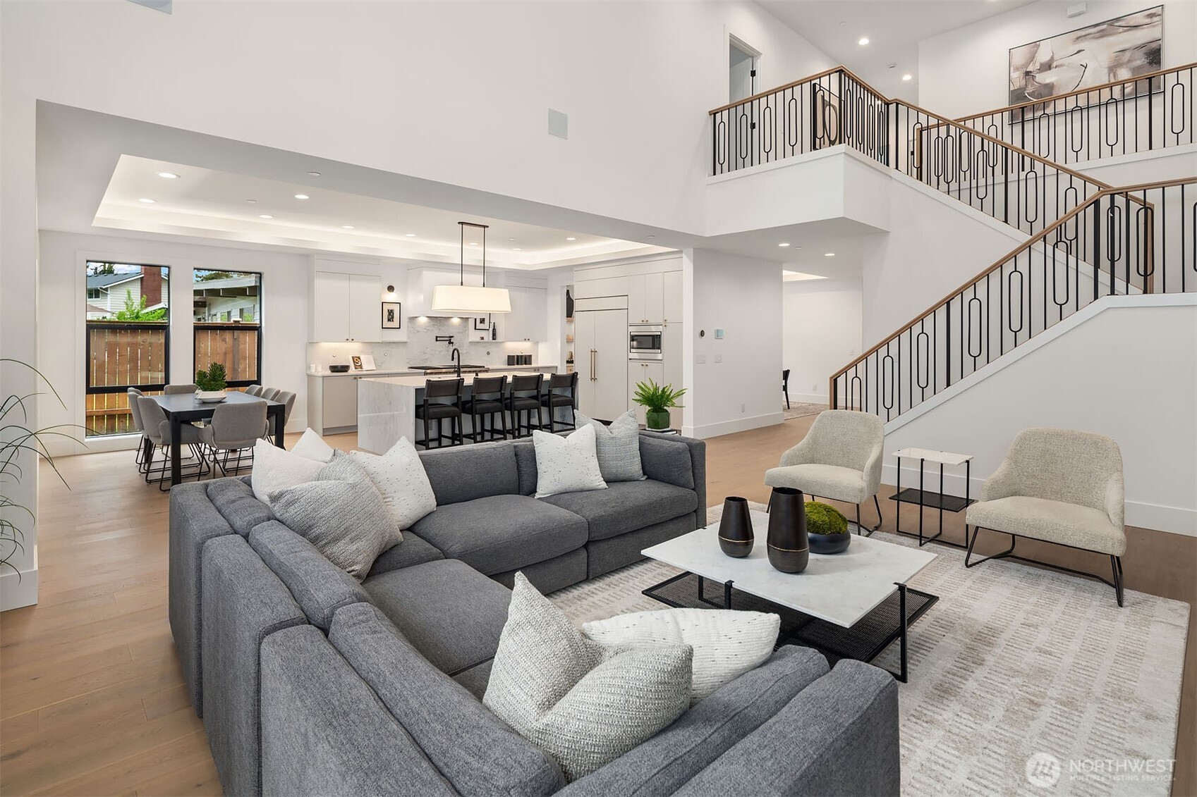 16026 Main Street , Bellevue, WA 98008