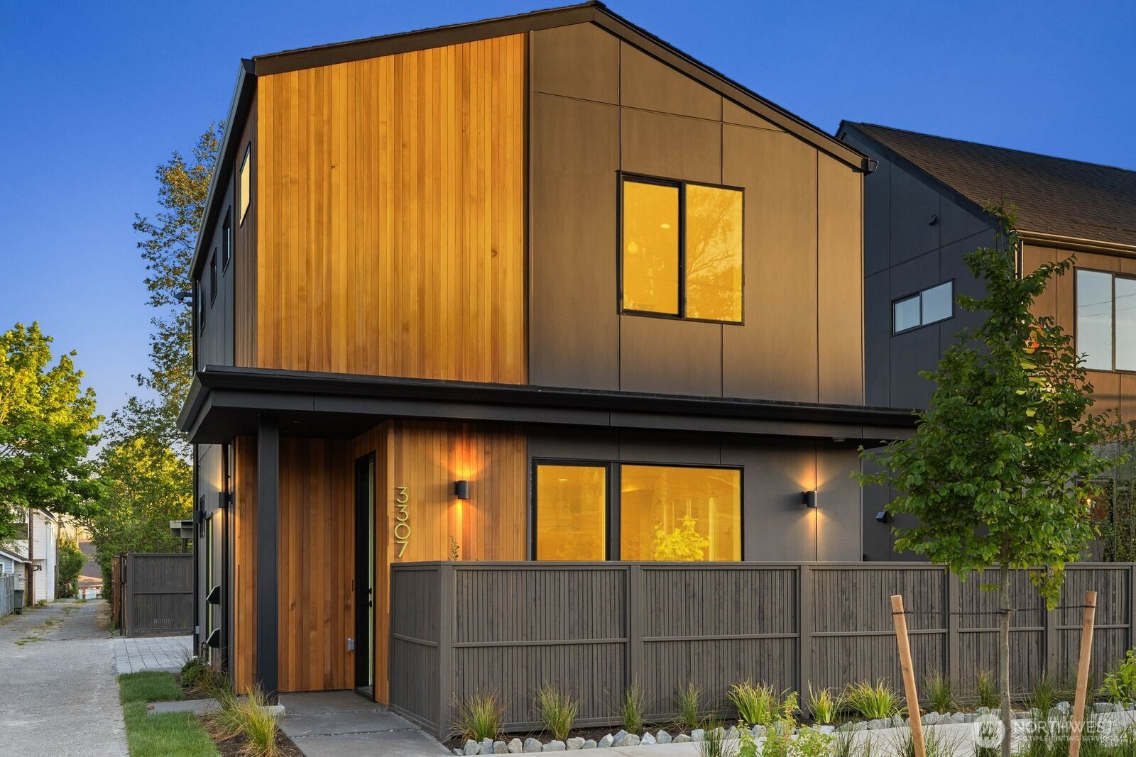 3307 S Hanford Street , Seattle, WA 98144