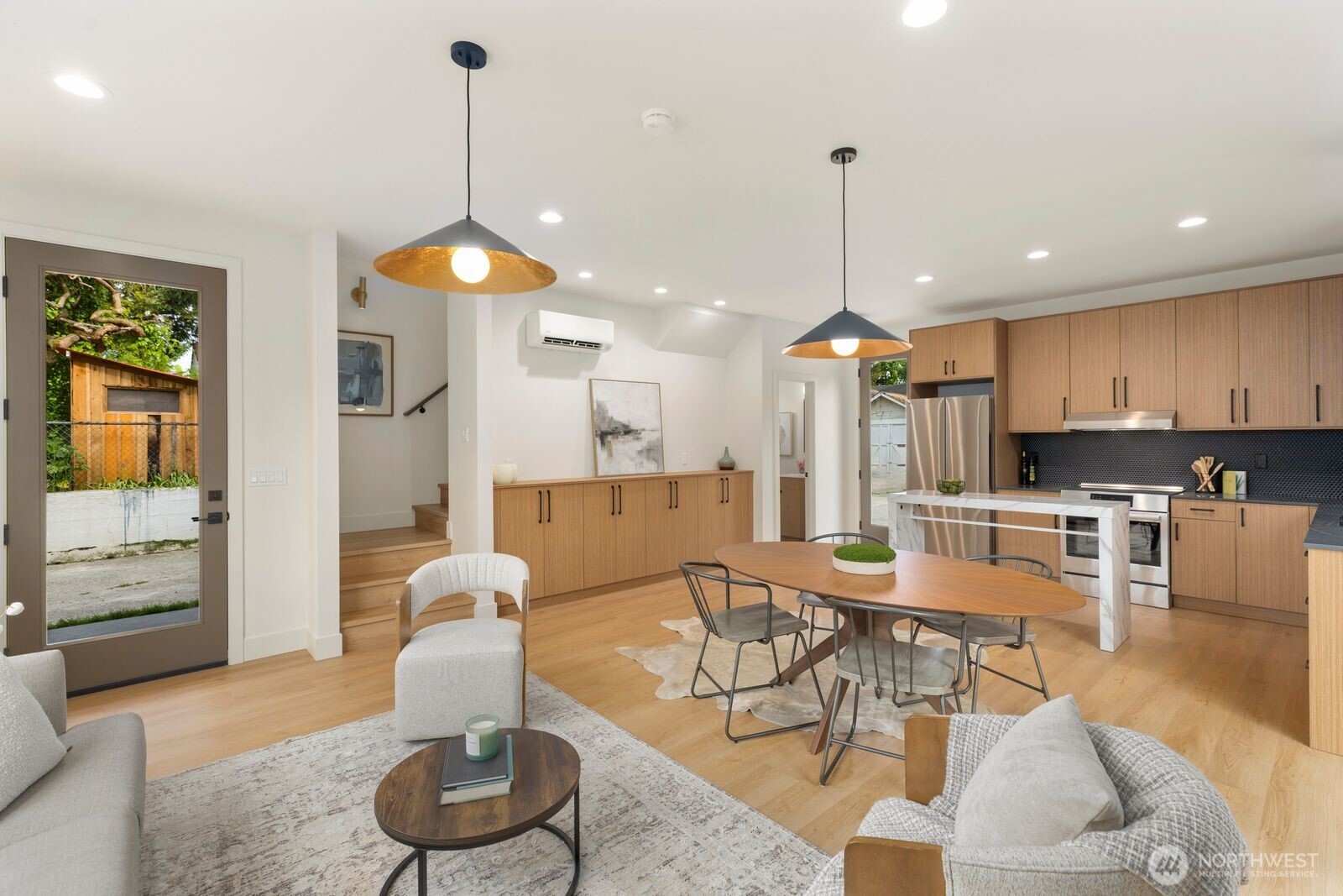 3307 S Hanford Street , Seattle, WA 98144
