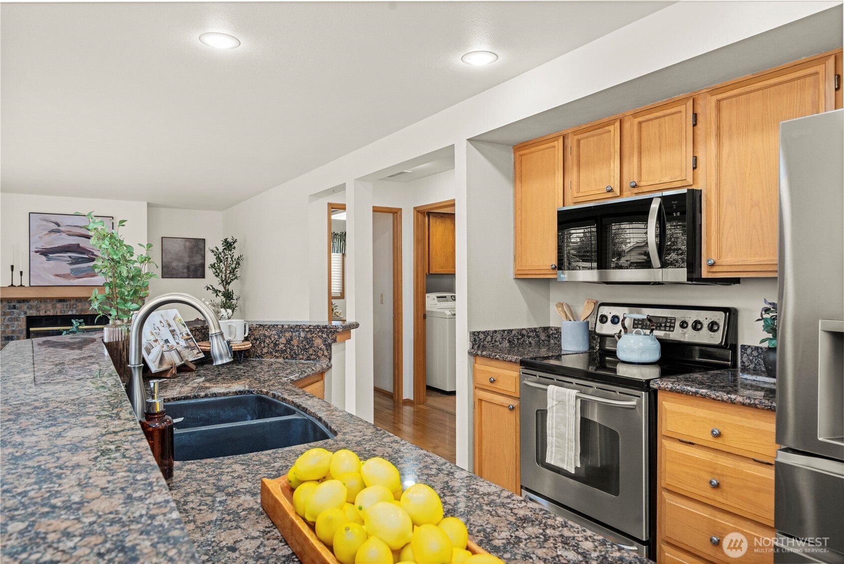 826 SW 347th Court , Federal Way, WA 98023
