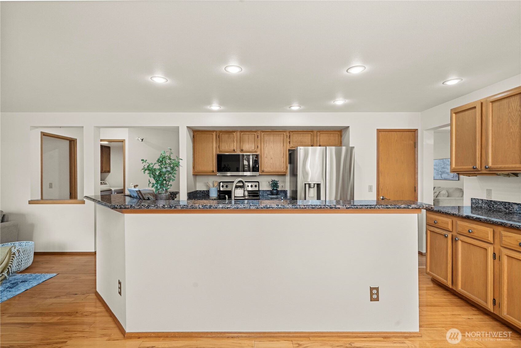 826 SW 347th Court , Federal Way, WA 98023