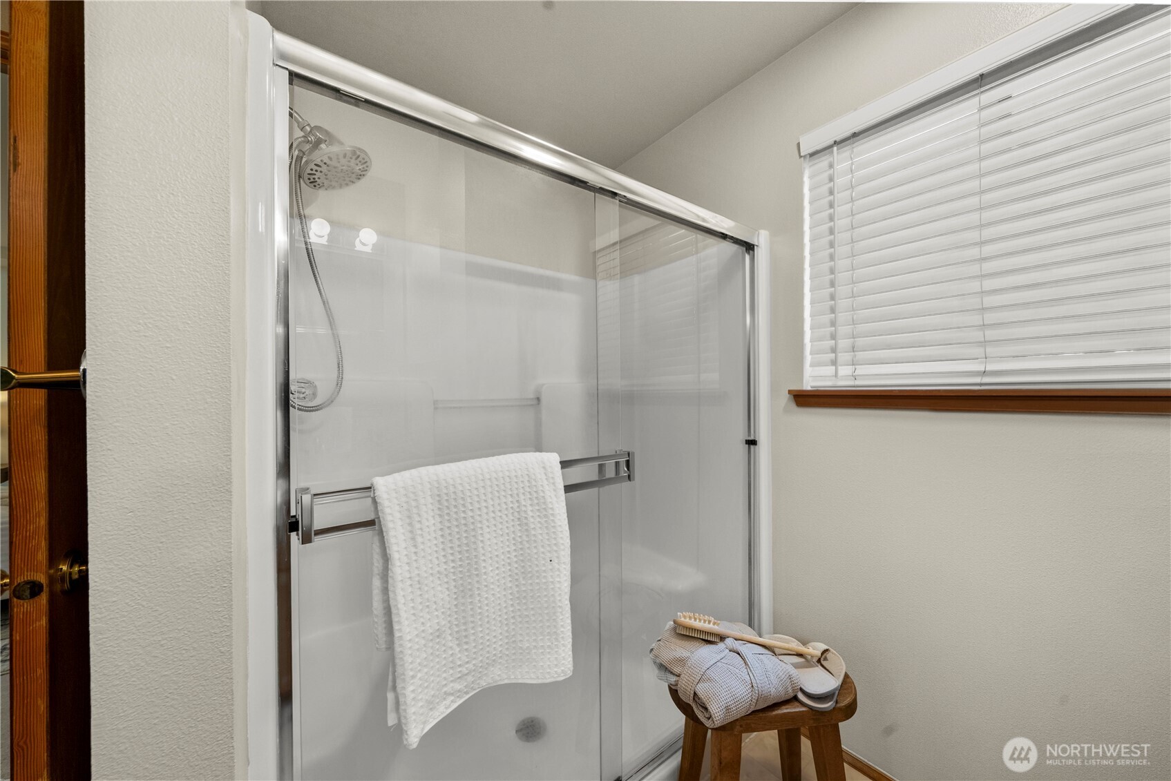 826 SW 347th Court , Federal Way, WA 98023