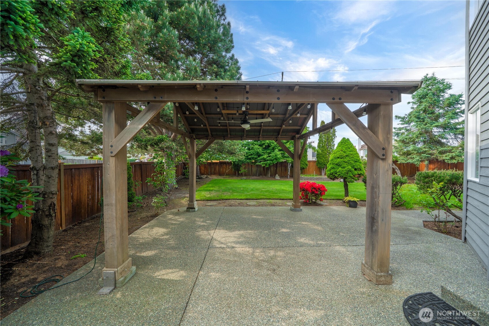 826 SW 347th Court , Federal Way, WA 98023