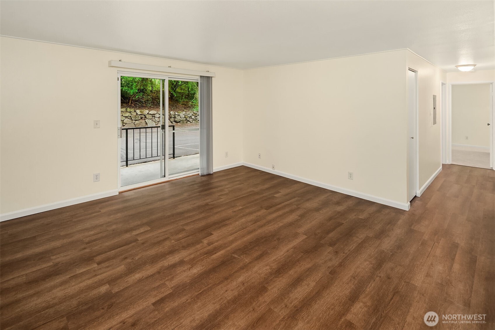 4501 Grandview Drive W #T-105, University Place, WA 98466