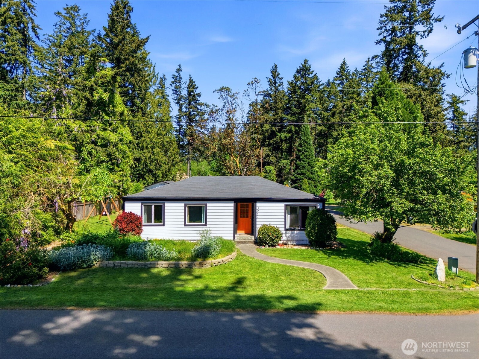 3917 Grove Road NW, Olympia, WA 98502