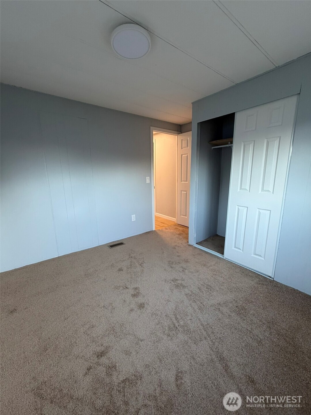 2000 Broadway Avenue #16, Hoquiam, WA 98550