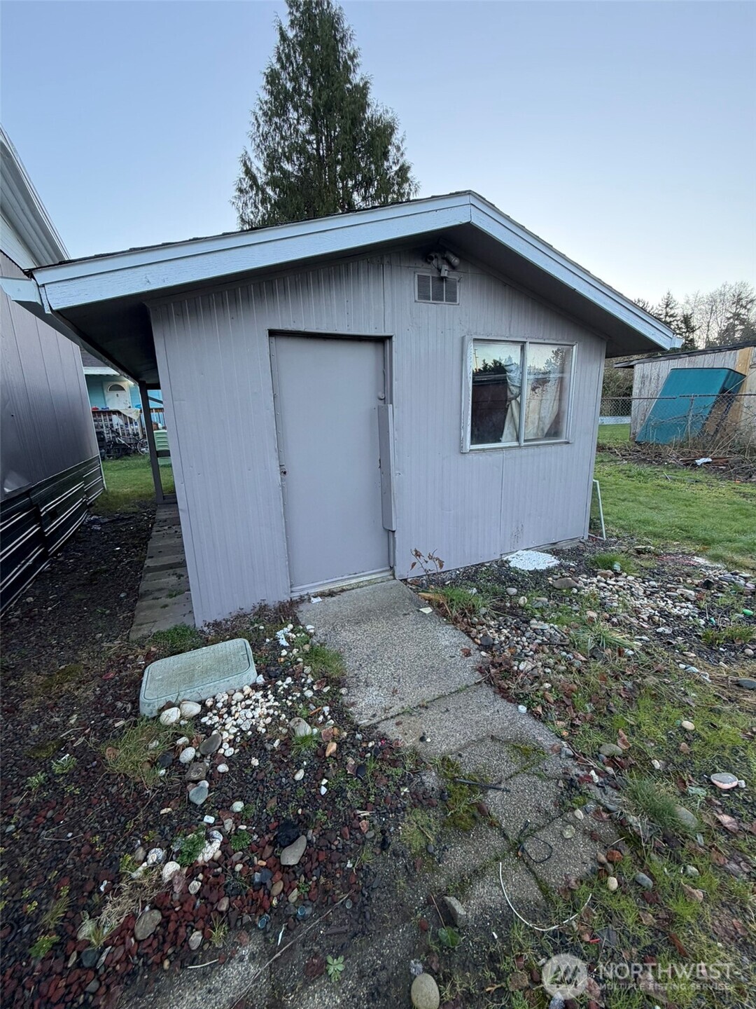 2000 Broadway Avenue #16, Hoquiam, WA 98550