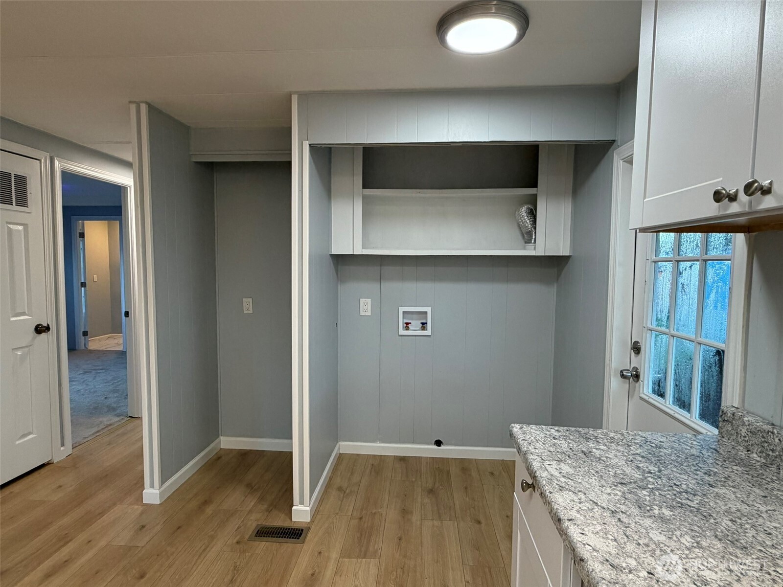 2000 Broadway Avenue #16, Hoquiam, WA 98550