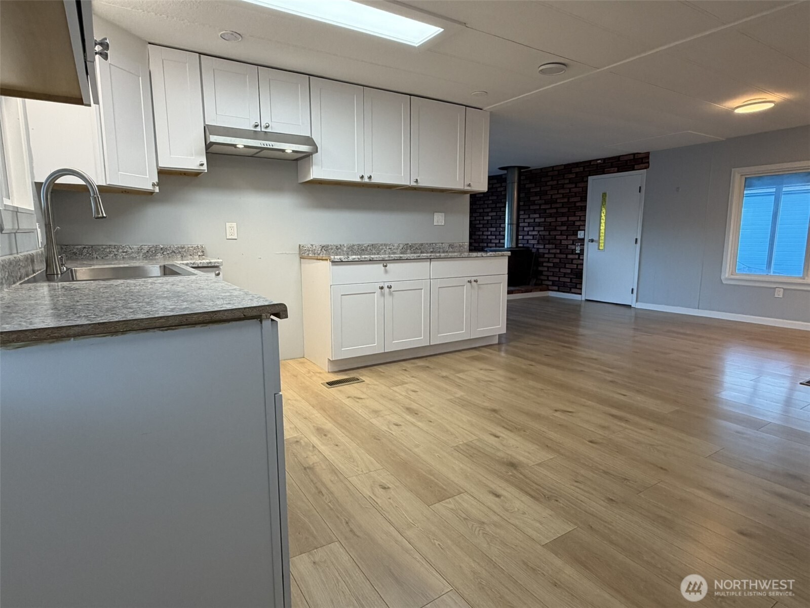 2000 Broadway Avenue #16, Hoquiam, WA 98550