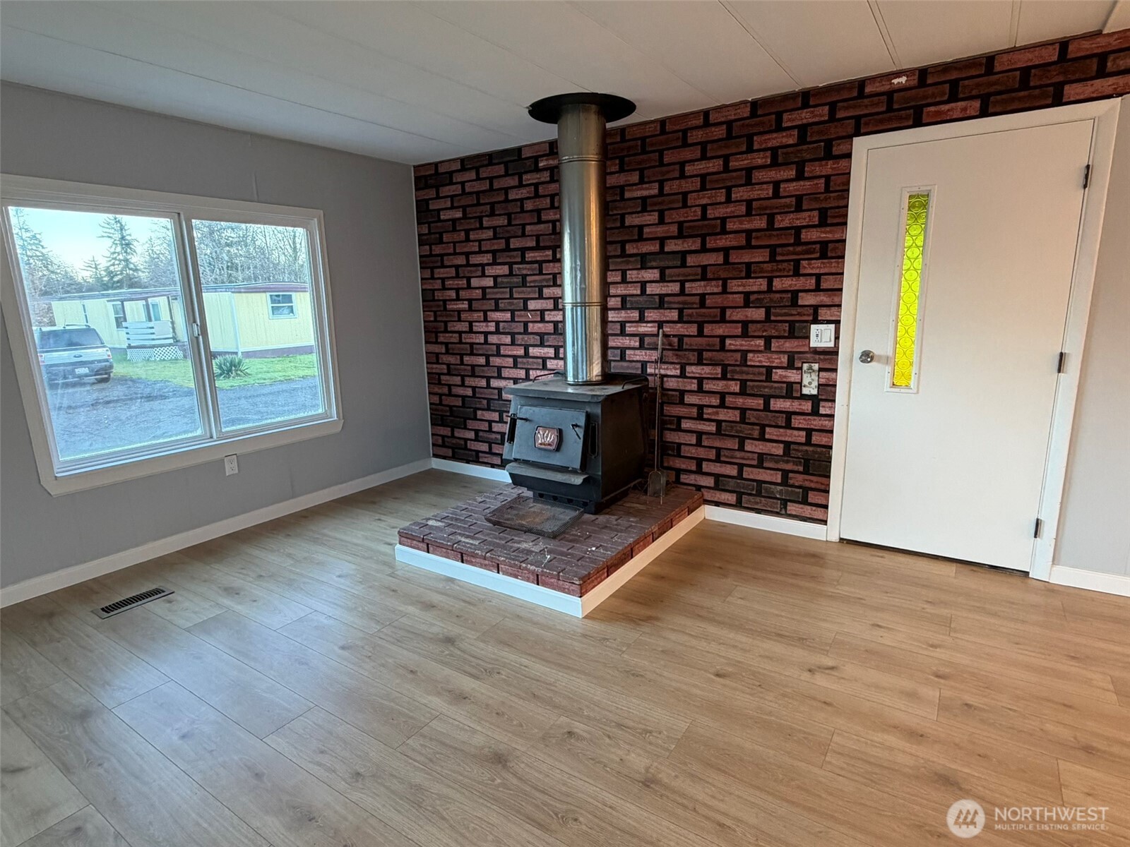 2000 Broadway Avenue #16, Hoquiam, WA 98550