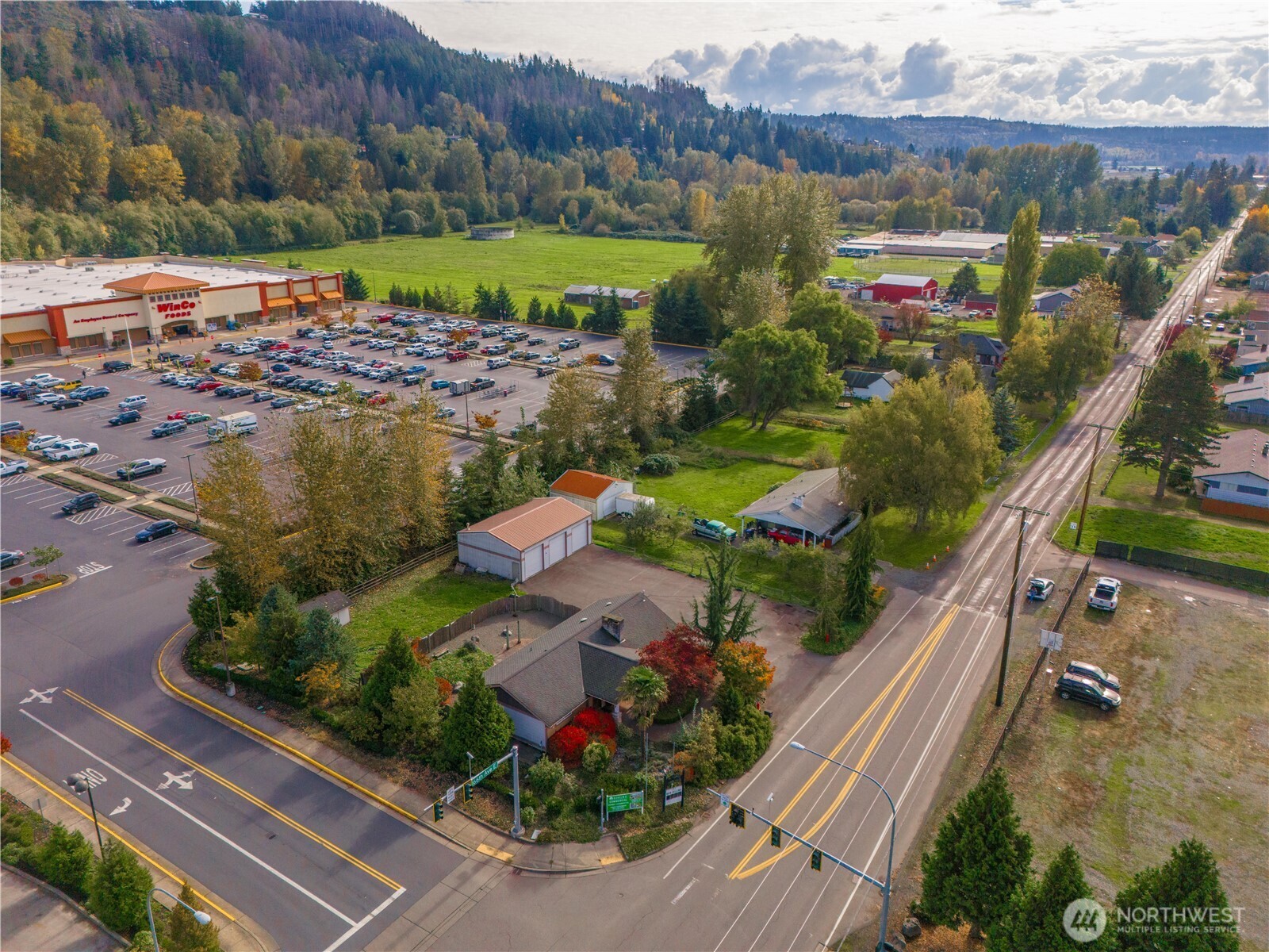 6709 166th Avenue E, Sumner, WA 98390