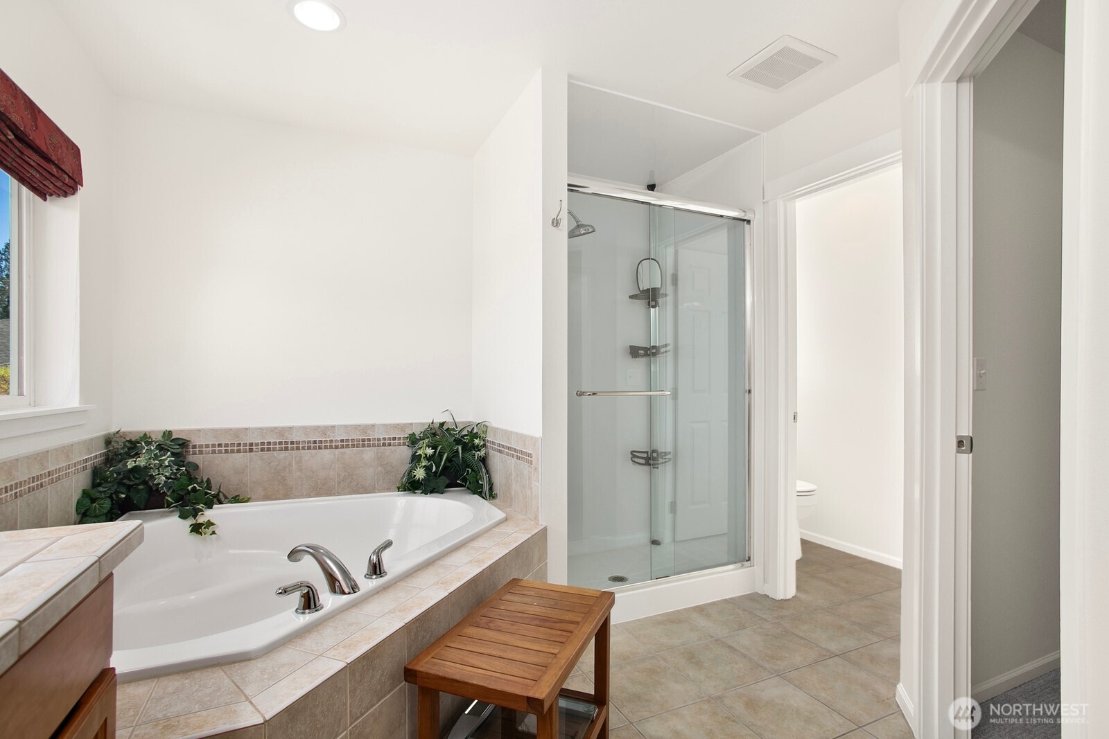 14625 Meridian Drive SE, Lynnwood, WA 98087-6734