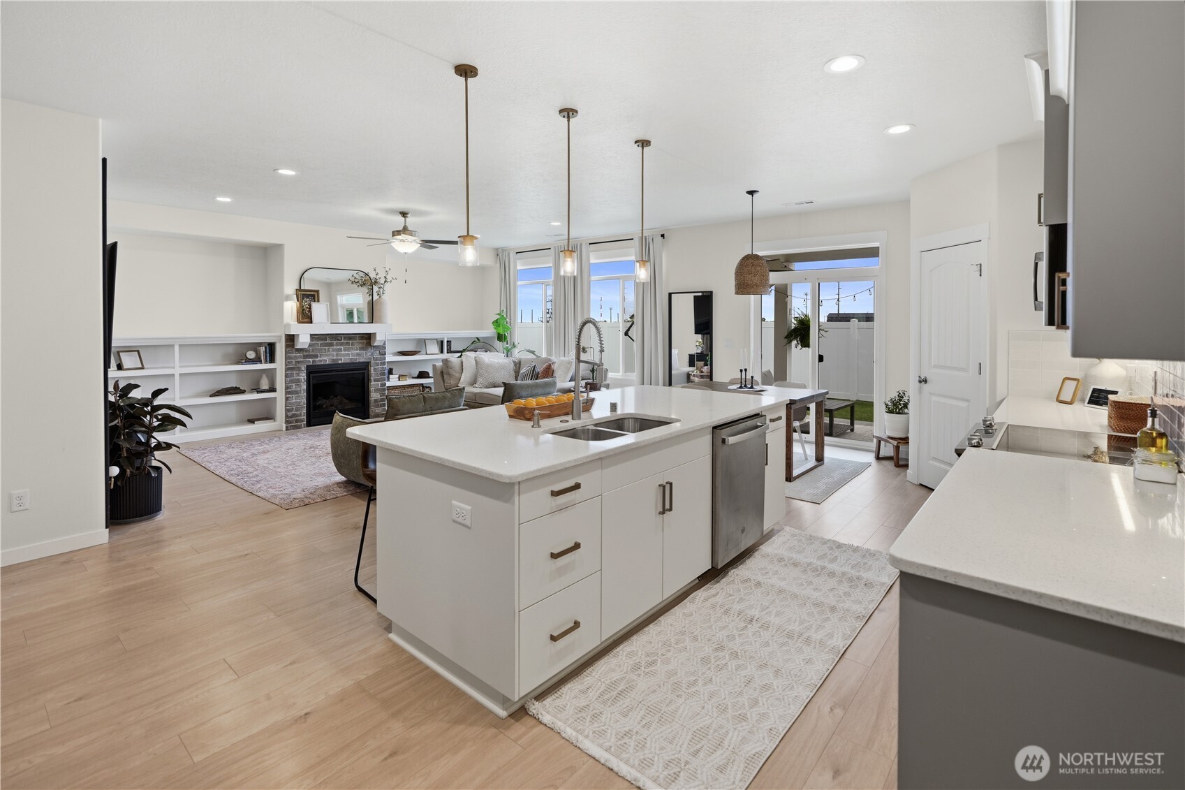 1154 7th Avenue NE, Ephrata, WA 98823
